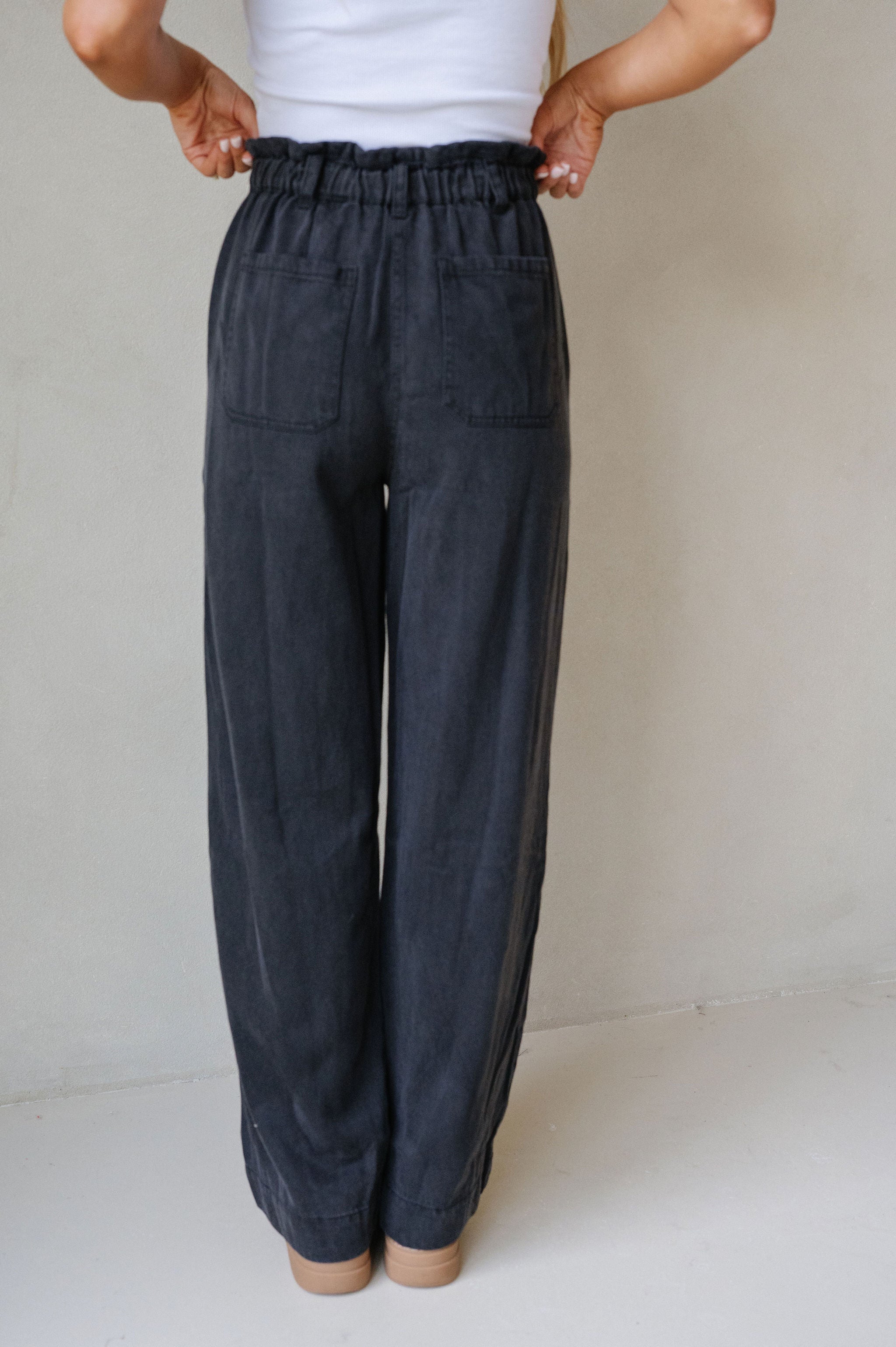 Corbin Front Tie Pants-Black