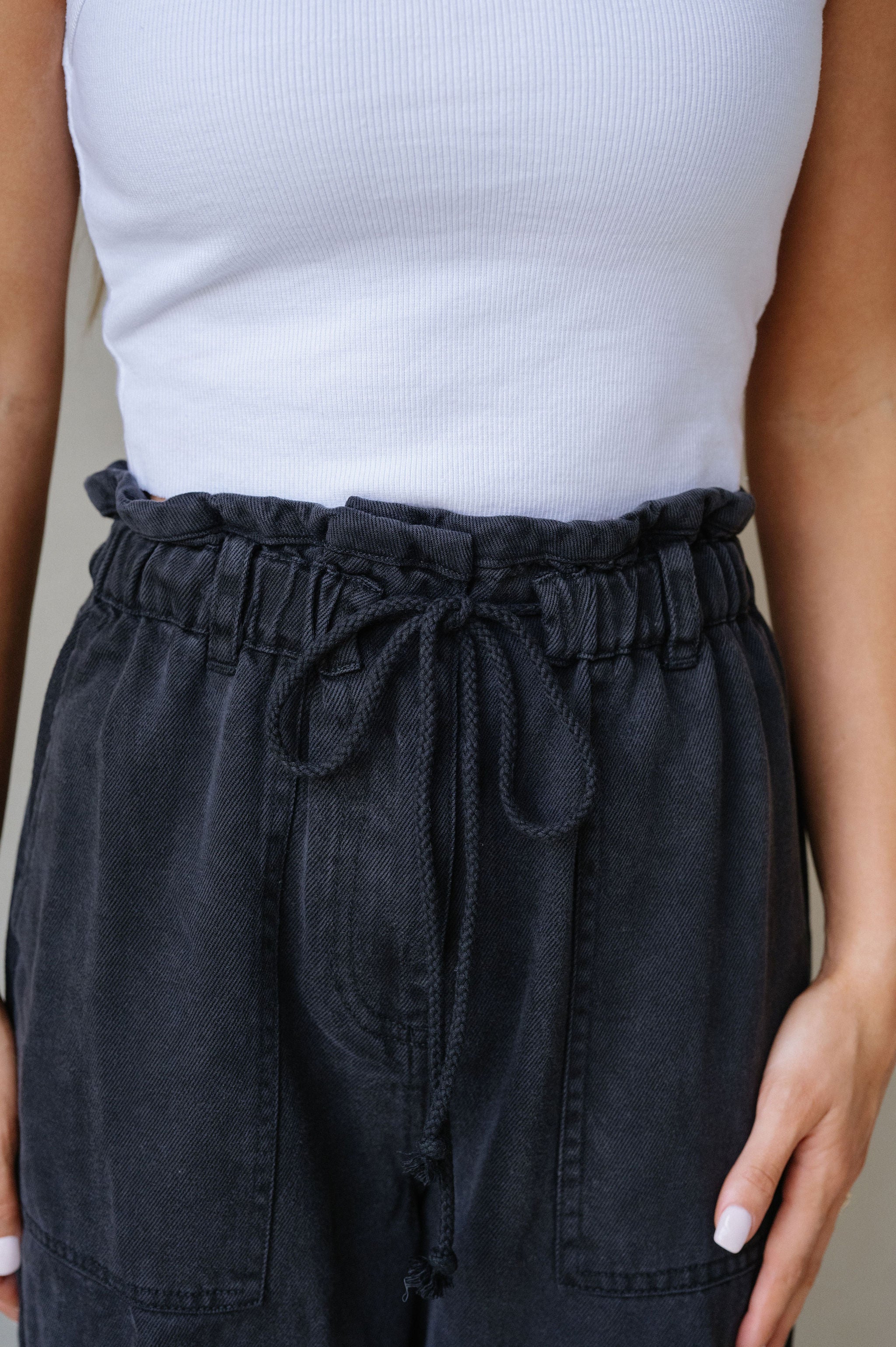 Corbin Front Tie Pants-Black
