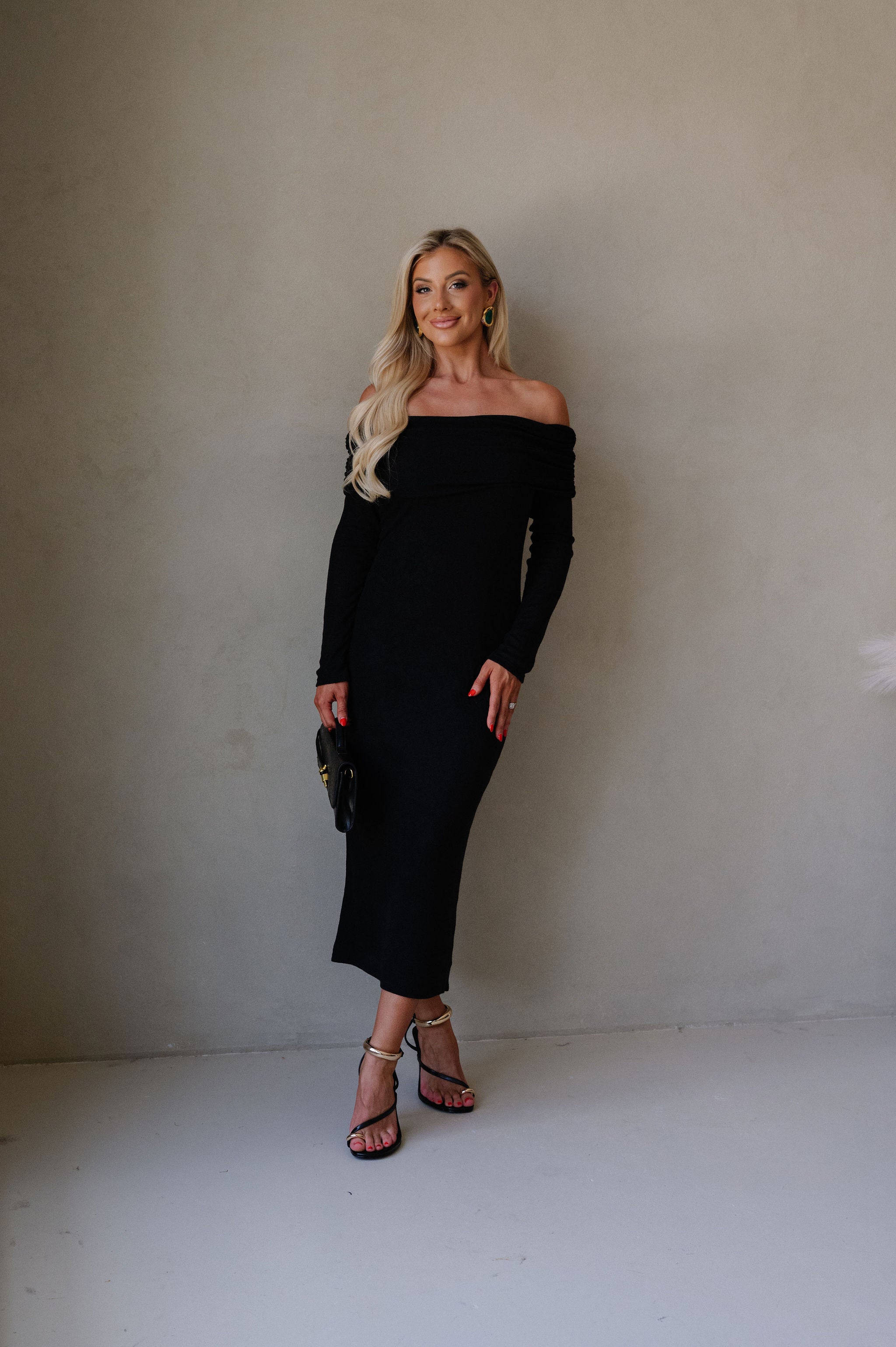 Nina OTS Ruched Dress-Black