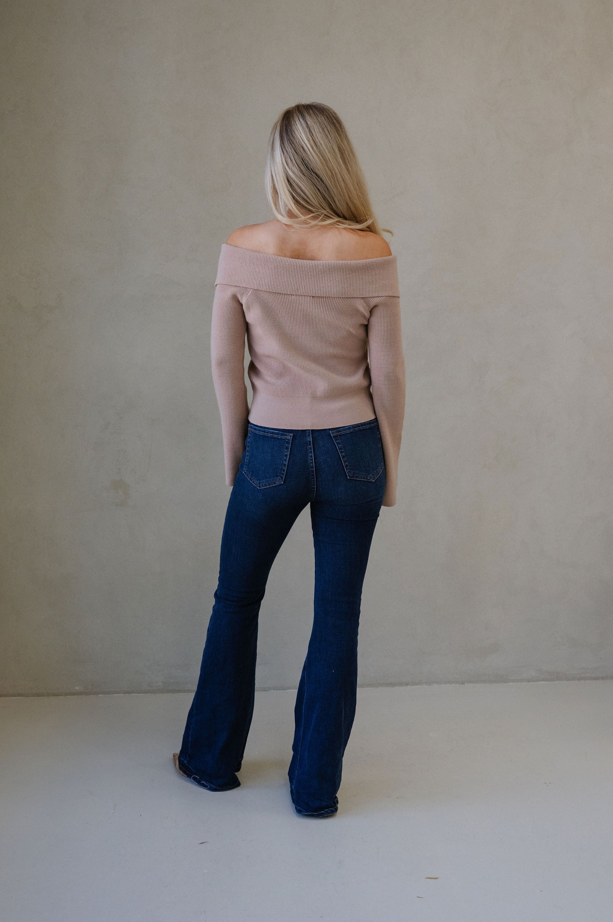 Mia OTS Cropped Sweater-Taupe