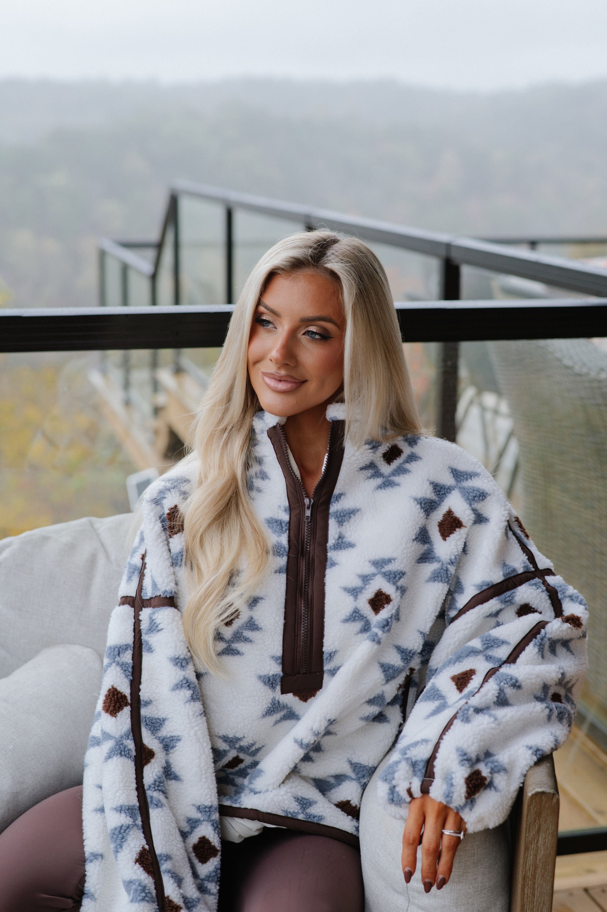 Geometric Sherpa Pullover-Cream