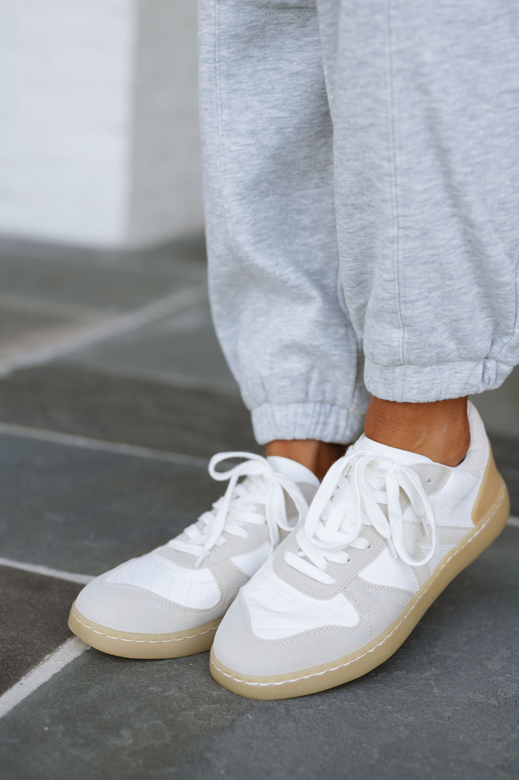 Vesta Sneaker-White/Ecru