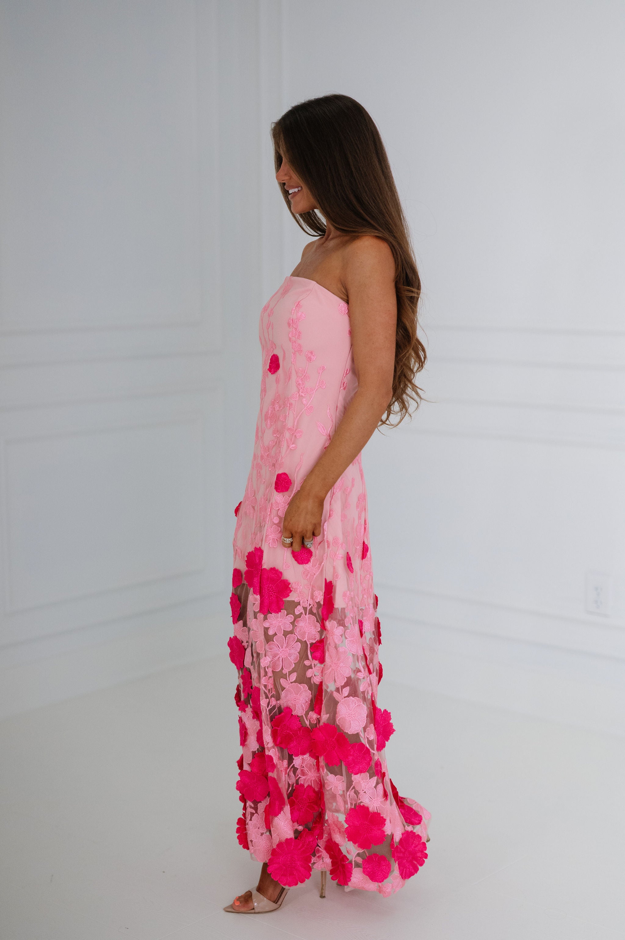 Lady Embroidered Maxi Dress-Pink