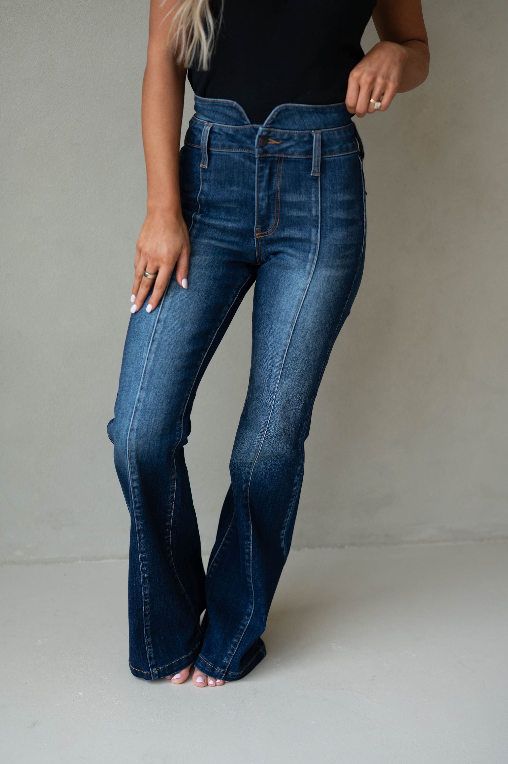 Luna Flare Jean-Dark