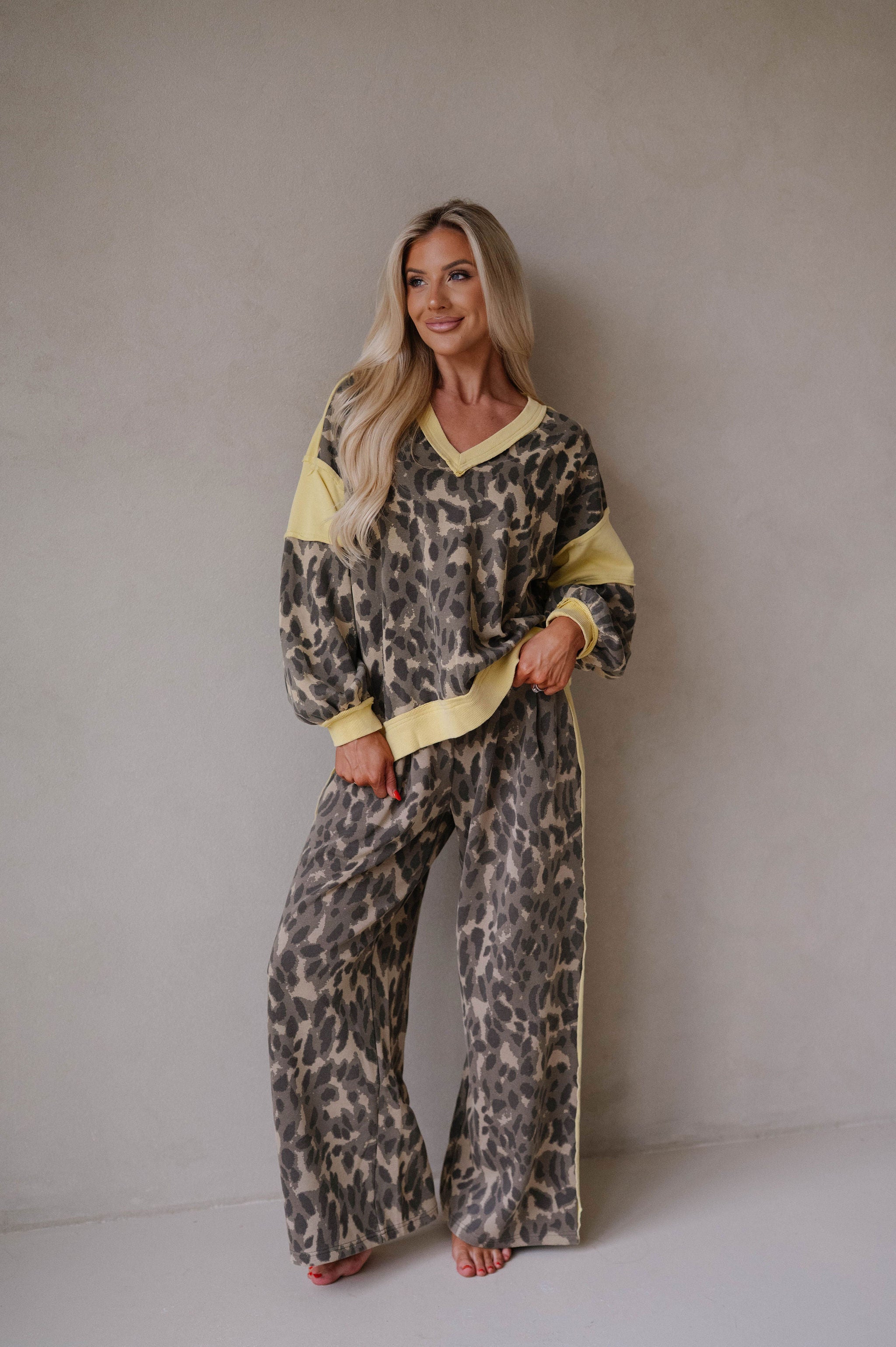 V-Neck Cheetah Oversized Top-Dark Olive/Honey