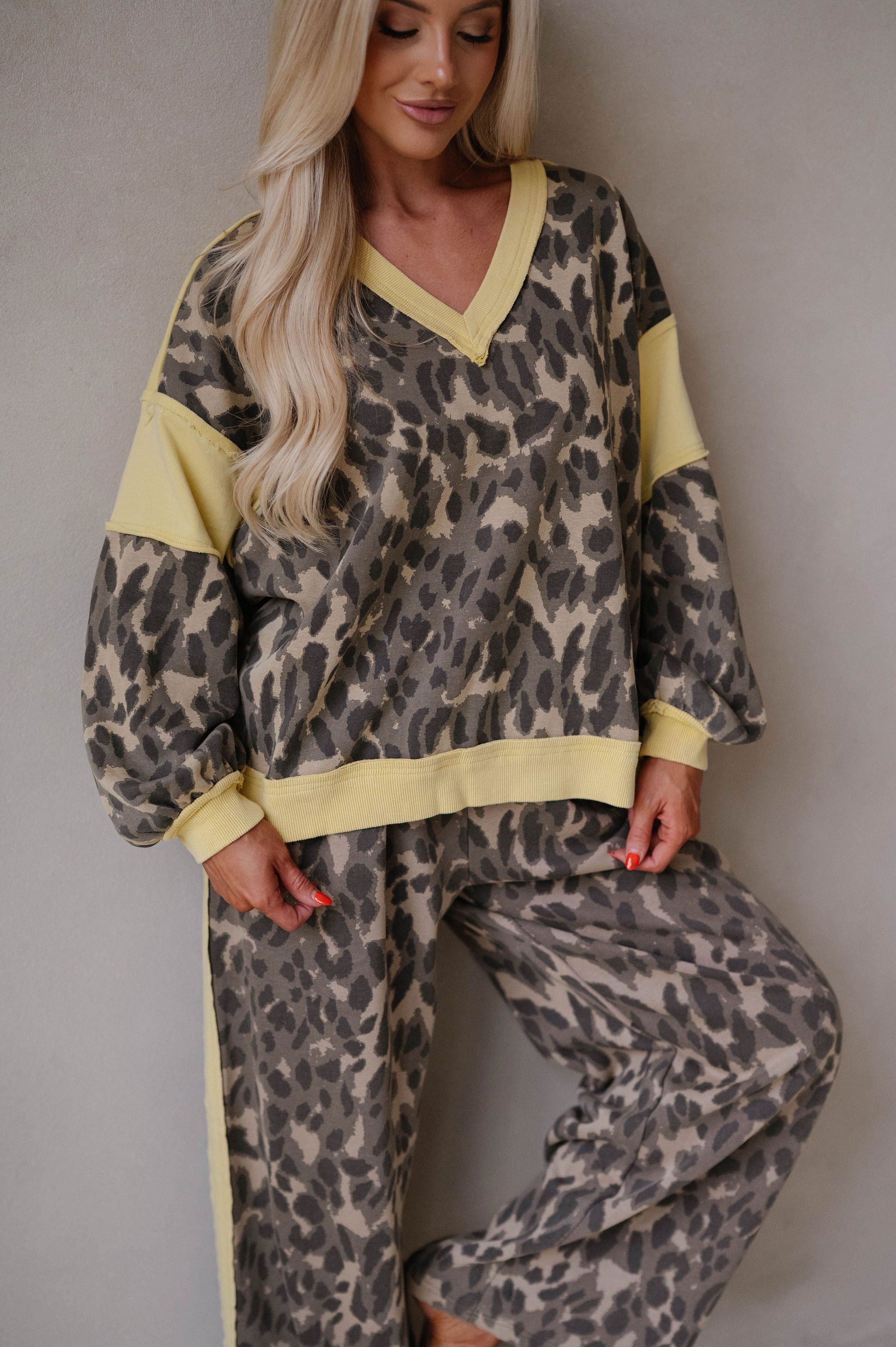 V-Neck Cheetah Oversized Top-Dark Olive/Honey