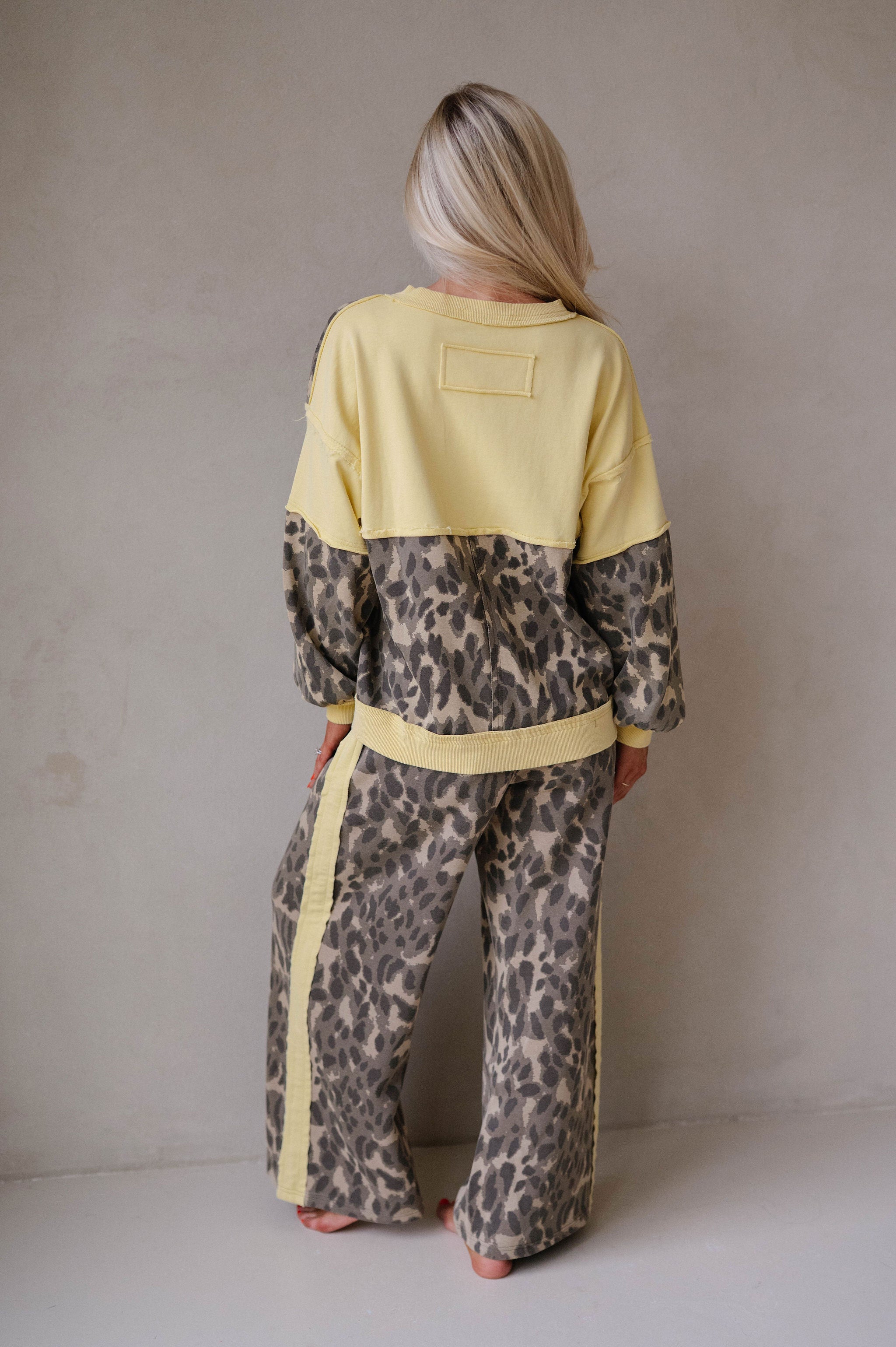 V-Neck Cheetah Oversized Top-Dark Olive/Honey