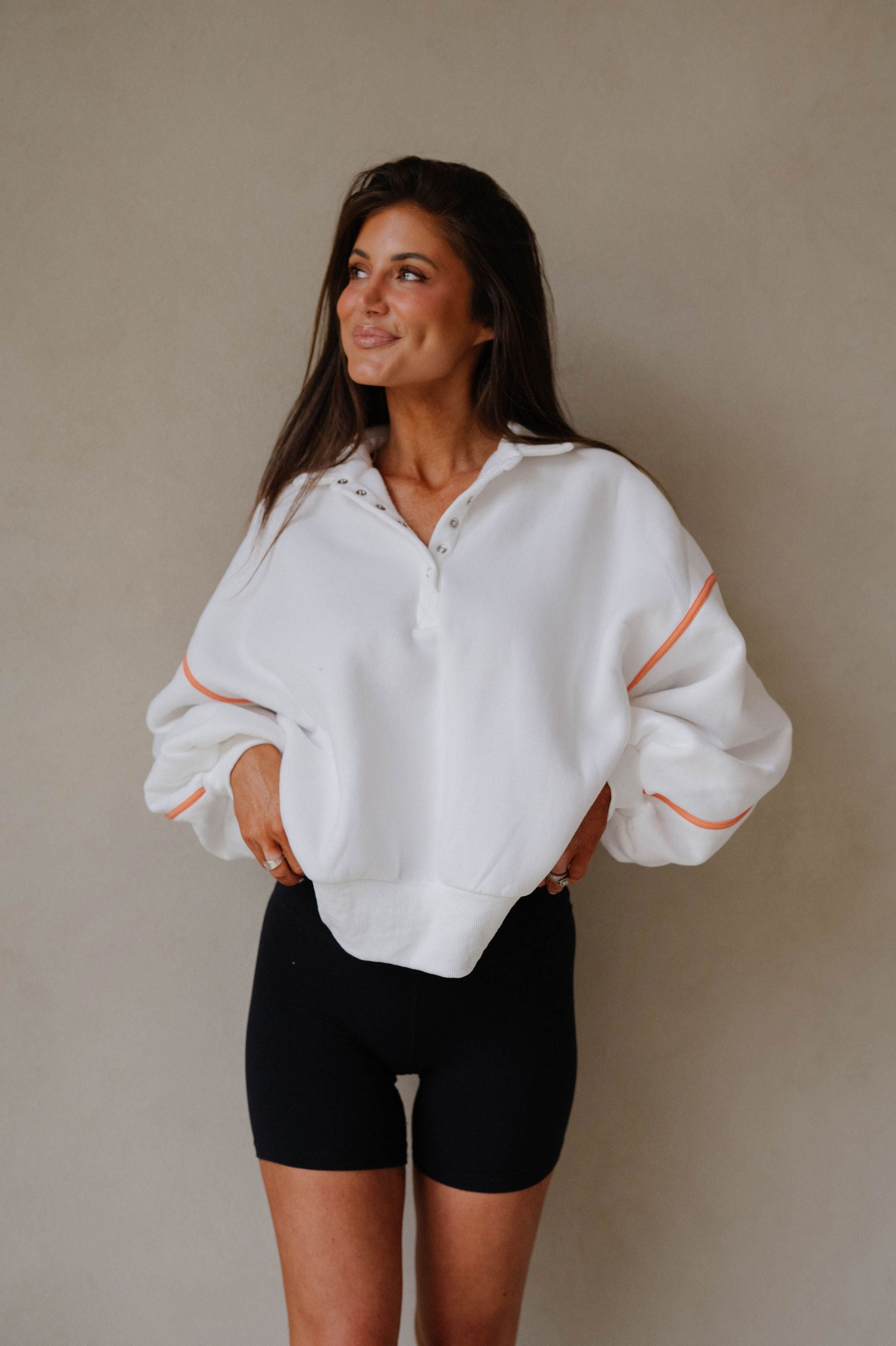 Alexa Contrast Piping Pullover-White/Orange