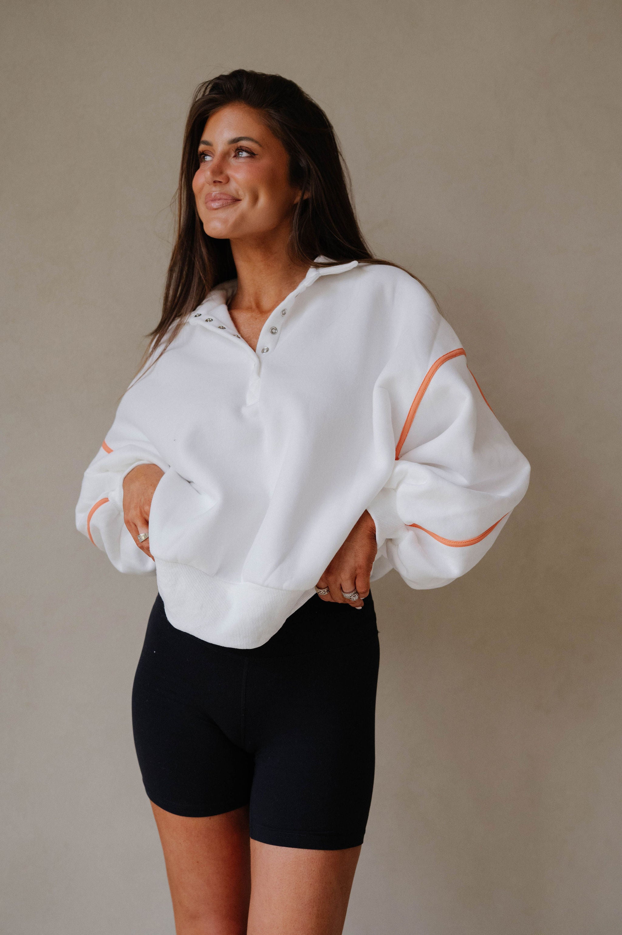 Alexa Contrast Piping Pullover-White/Orange