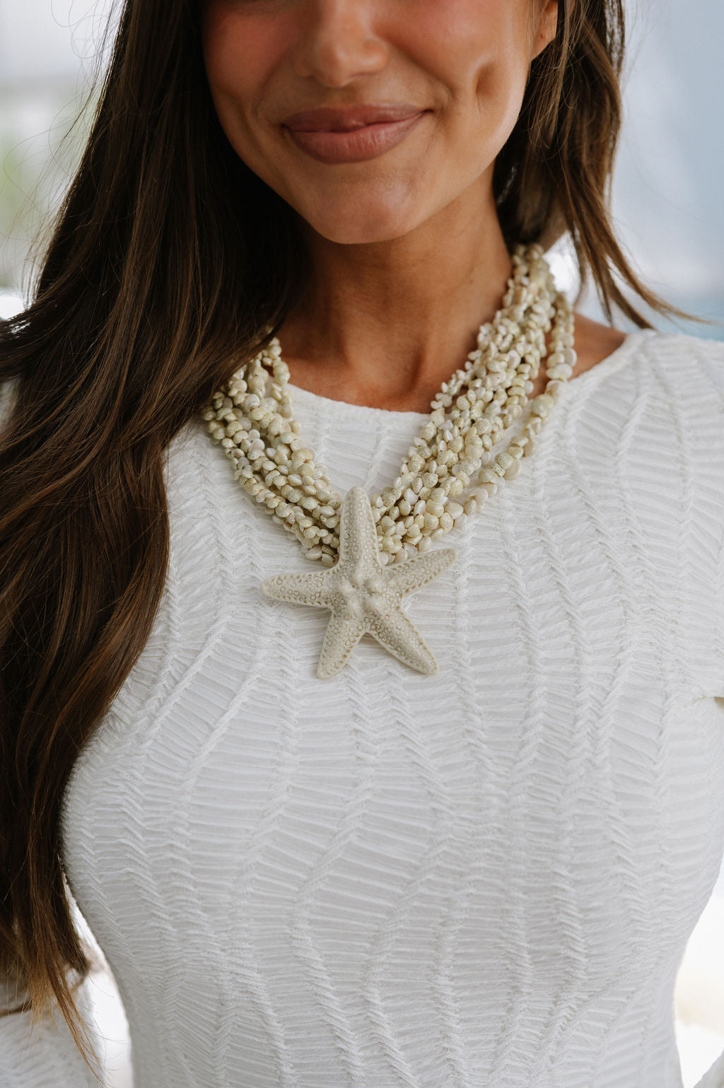 Neutral Chunky Shell Necklace