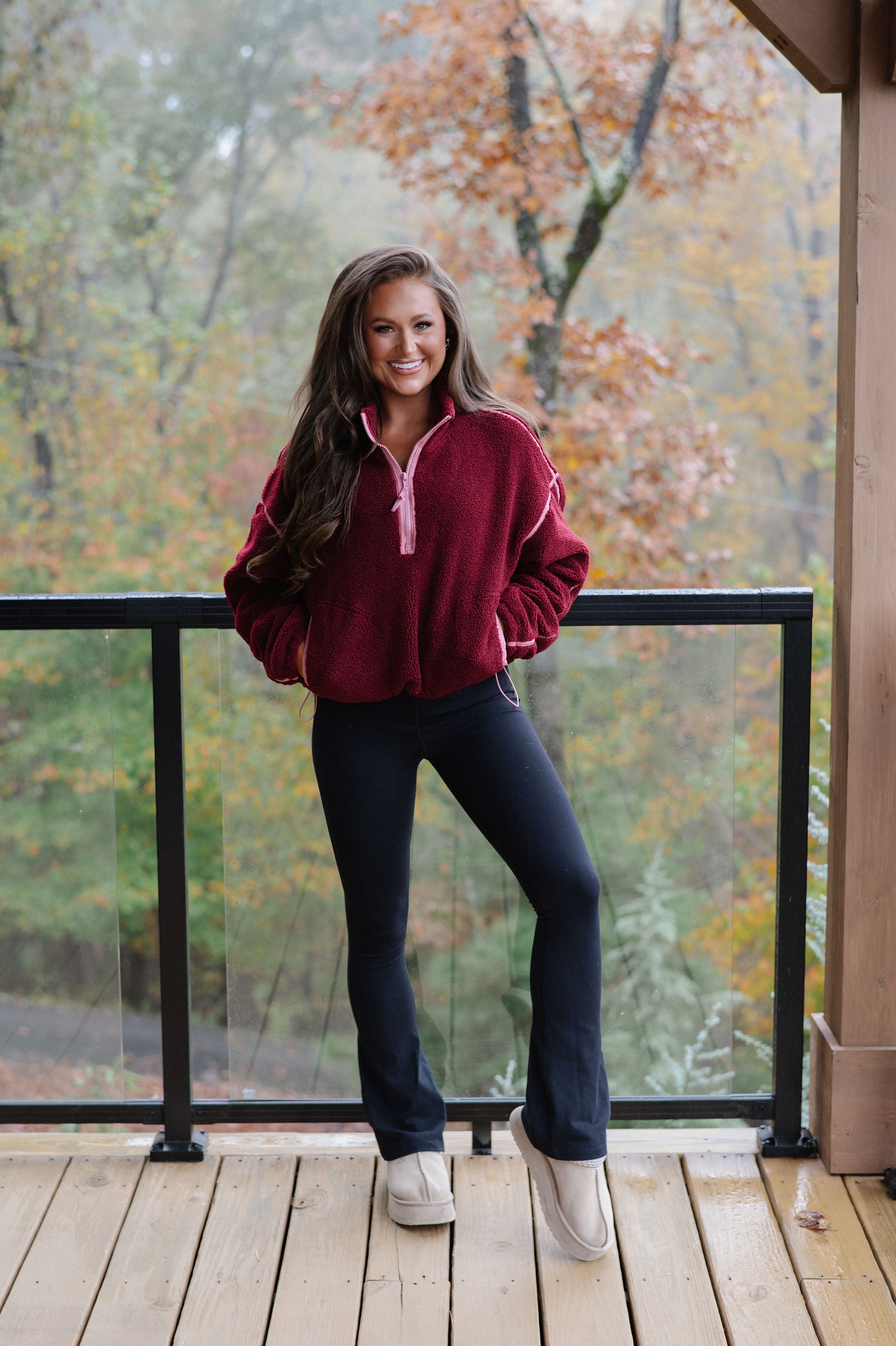 Contrast Sherpa Pullover-Burgundy