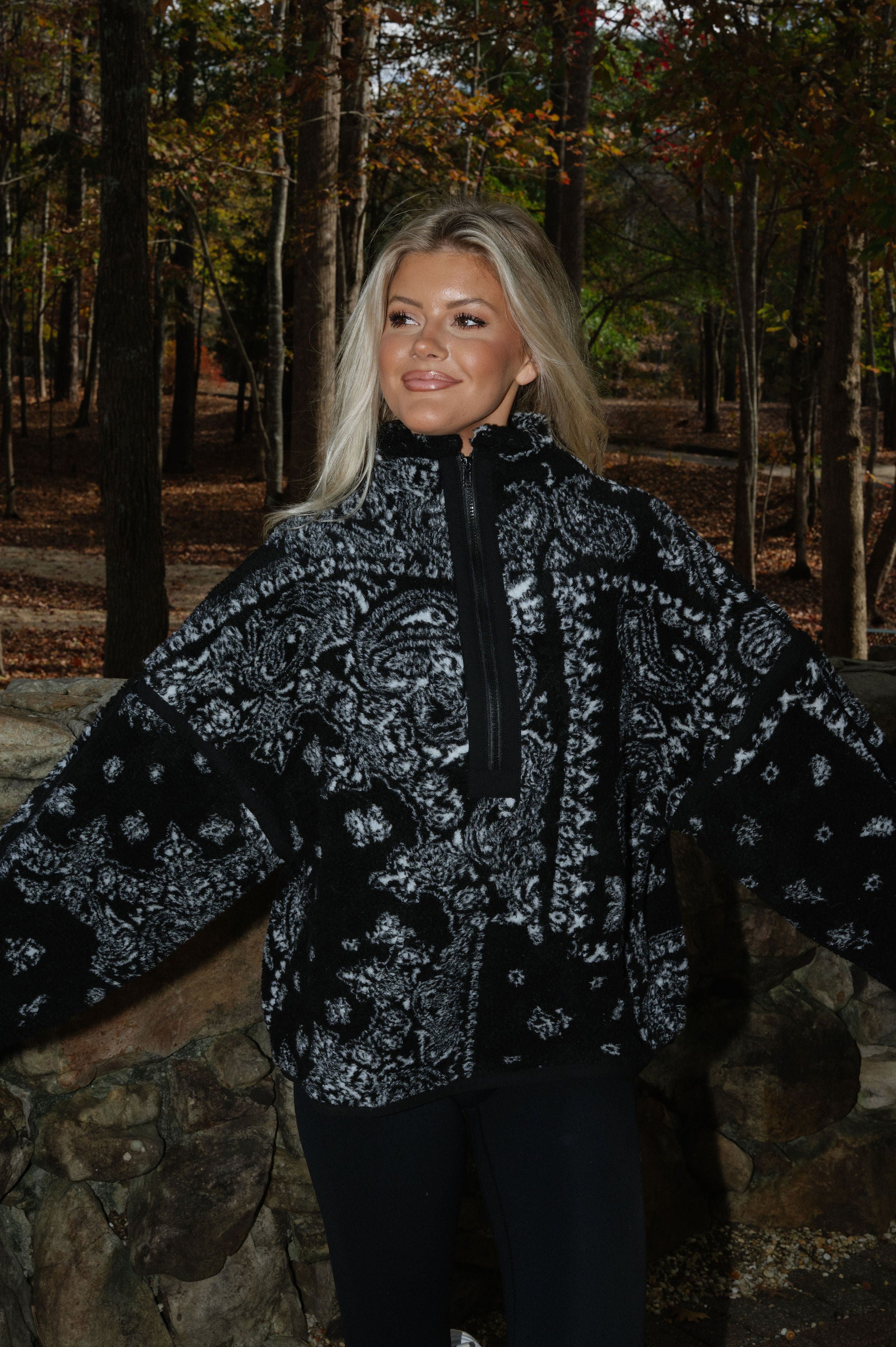 Floral Sherpa Half Zip-Black
