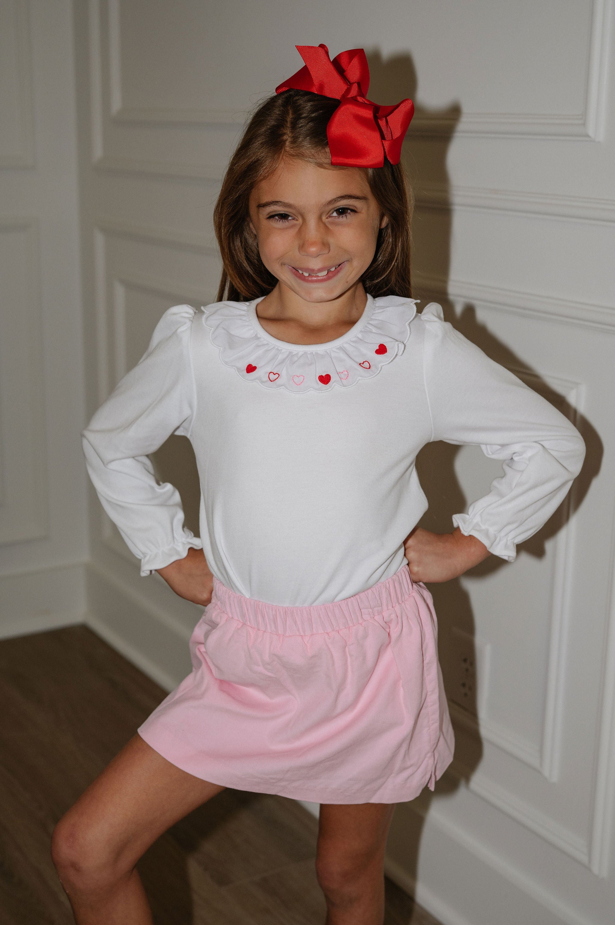 Hearts Scalloped Knit Blouse-White
