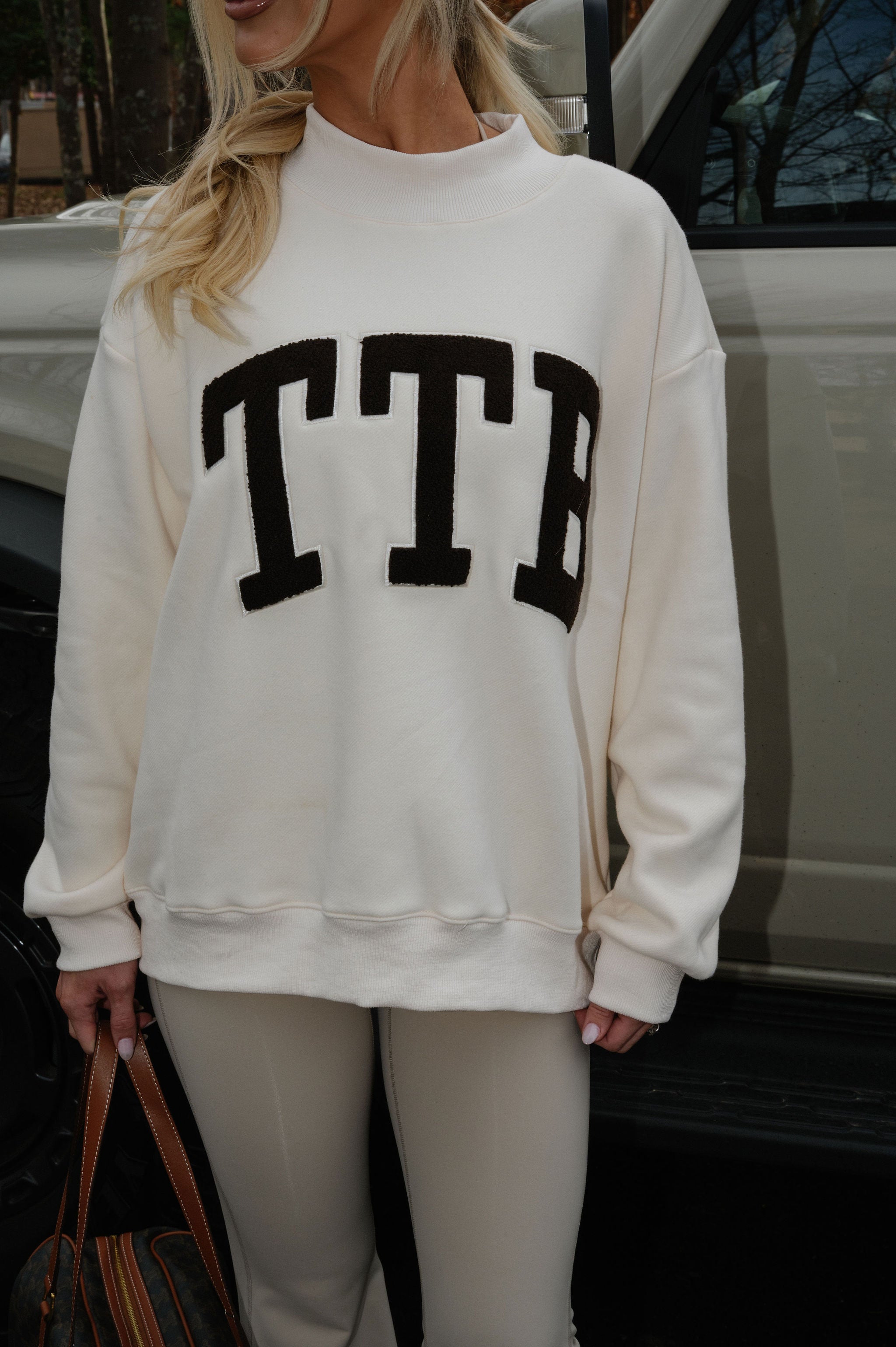 "TTB" Mockneck-Cream