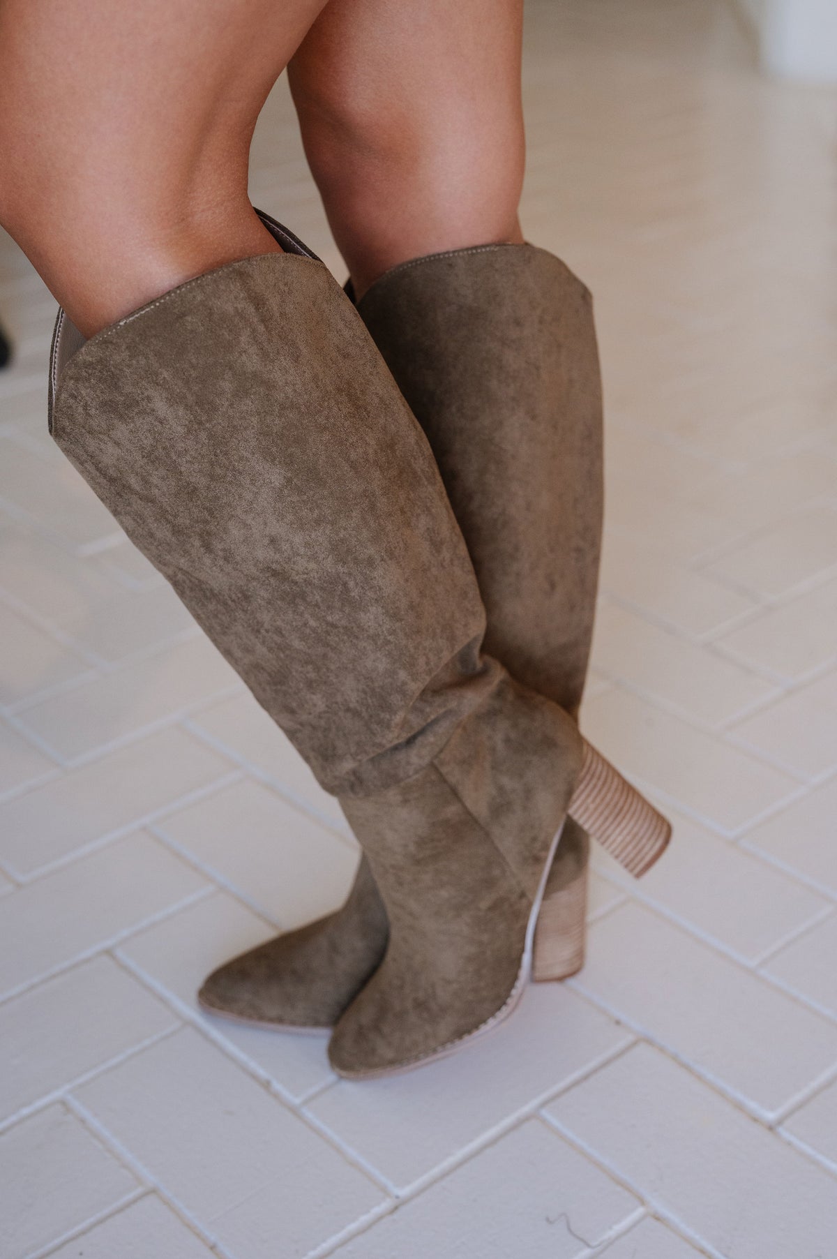 Naya Boots-Taupe