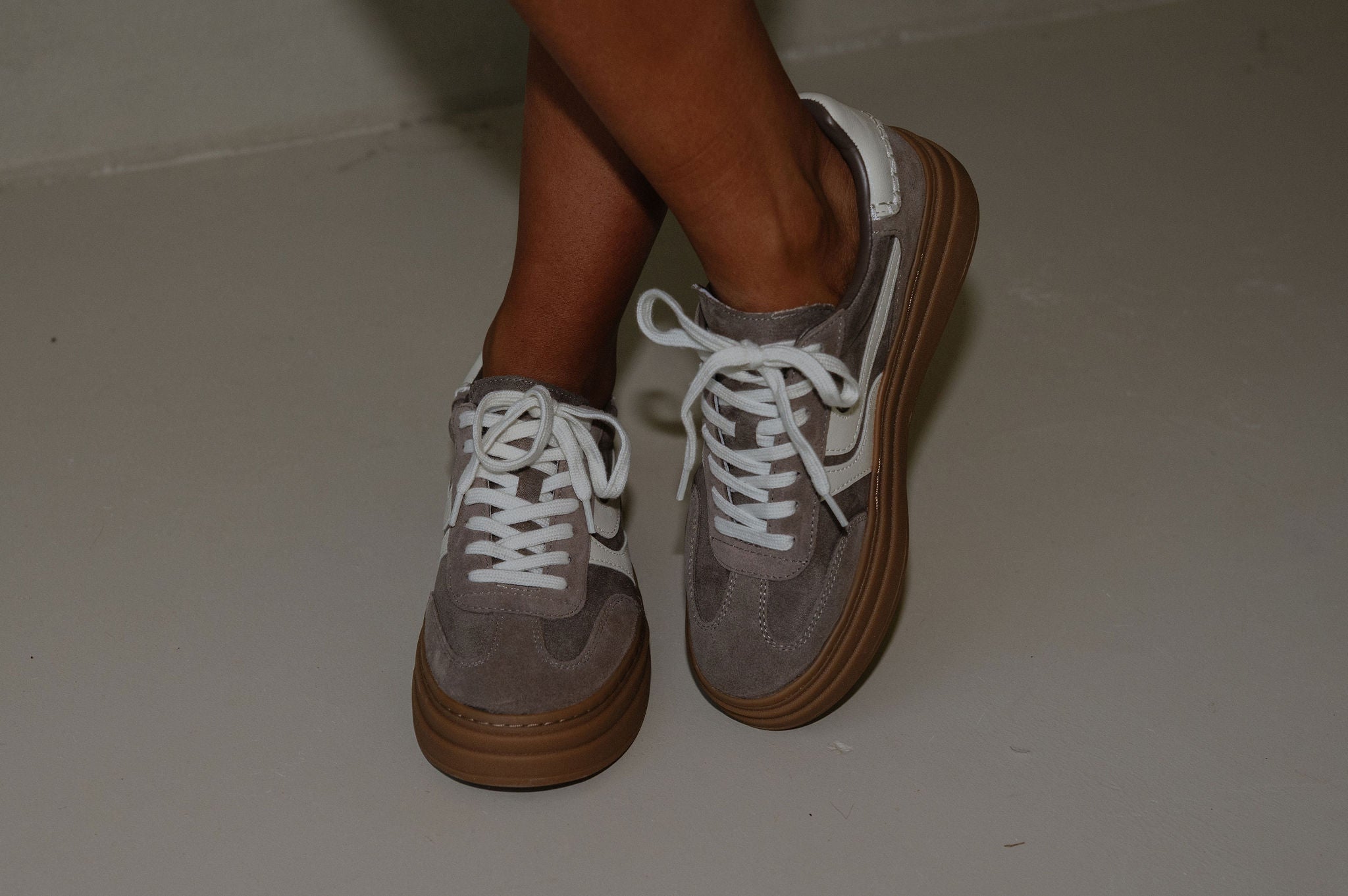 Dodge Sneakers-Taupe Multi