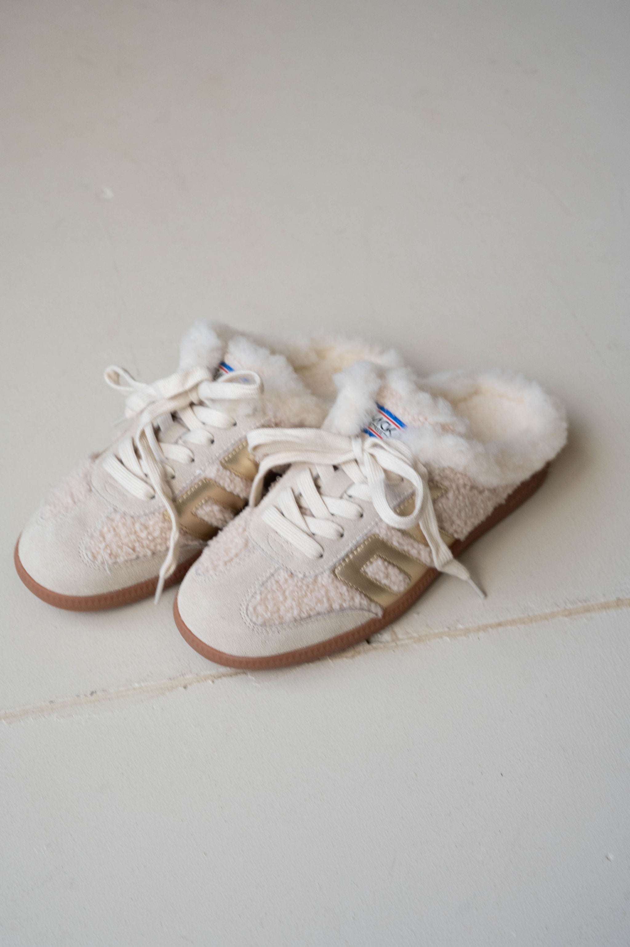 Back70 Easter Slide Sneakers-Butter/Gold