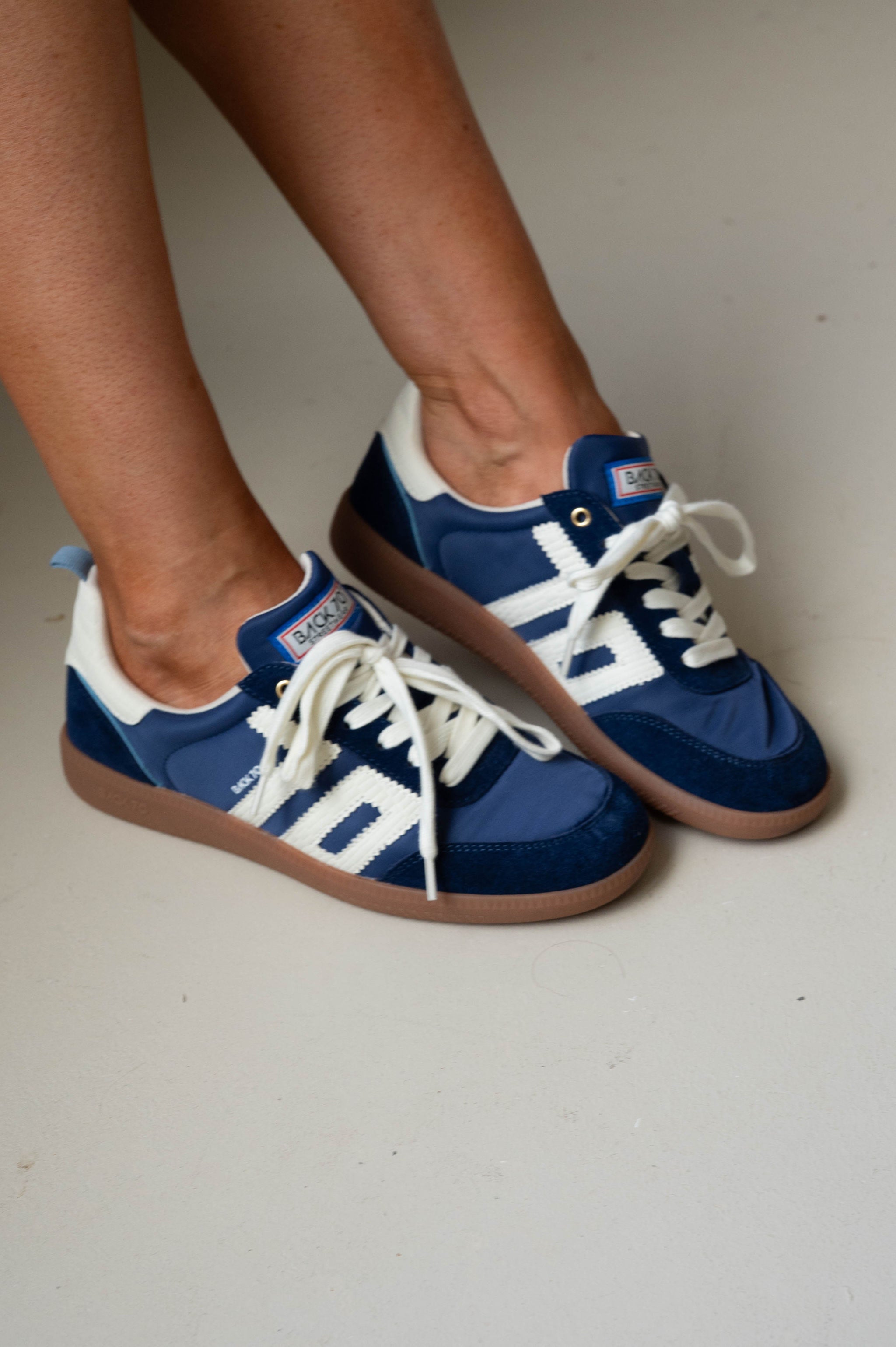 Back 70 Ghost Sneakers-Blue/Sky
