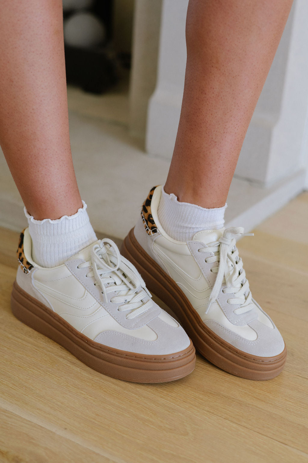 Dodge Sneakers-Bone Multi