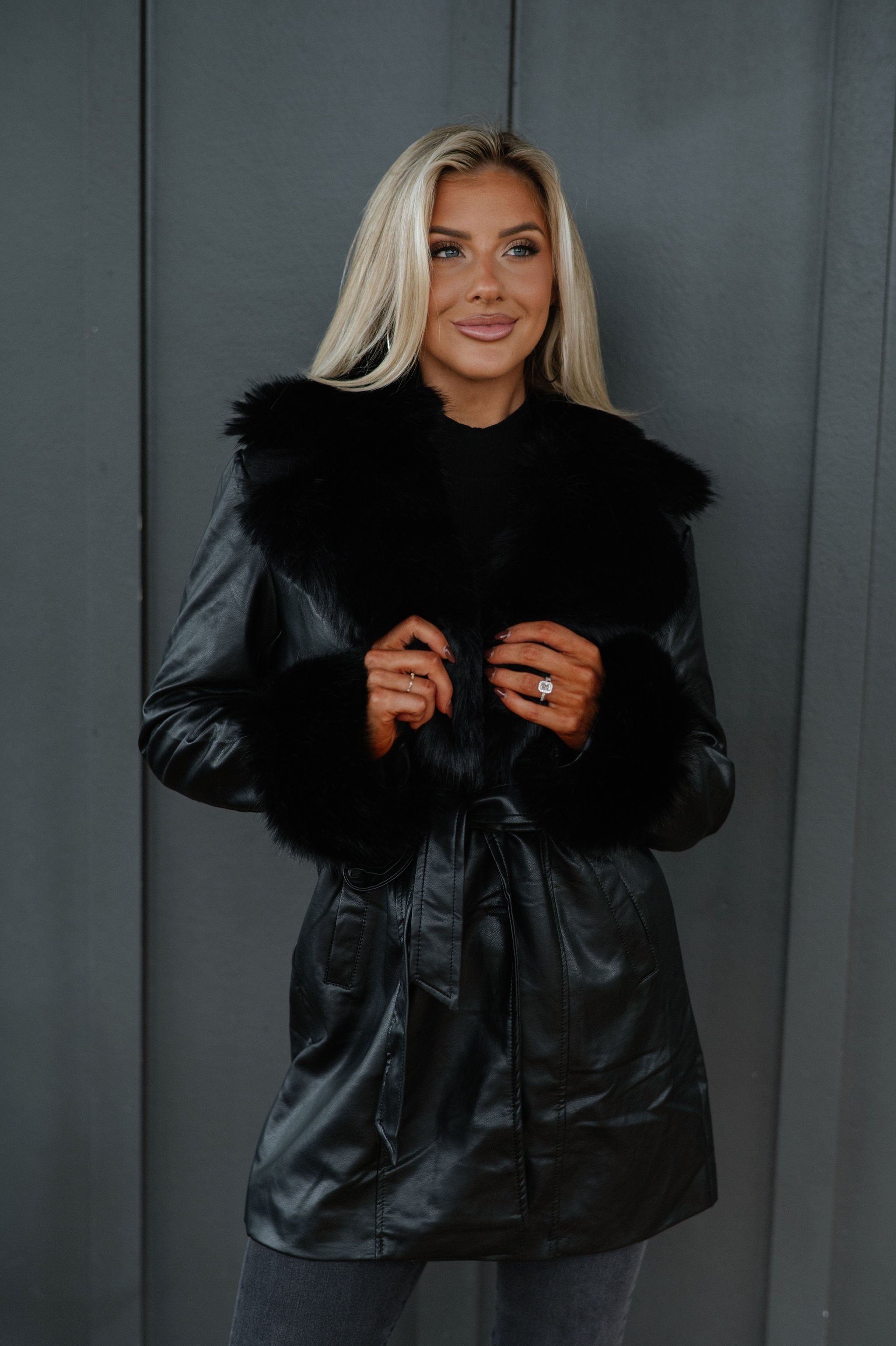 Ginny Fur Trim Coat-Black