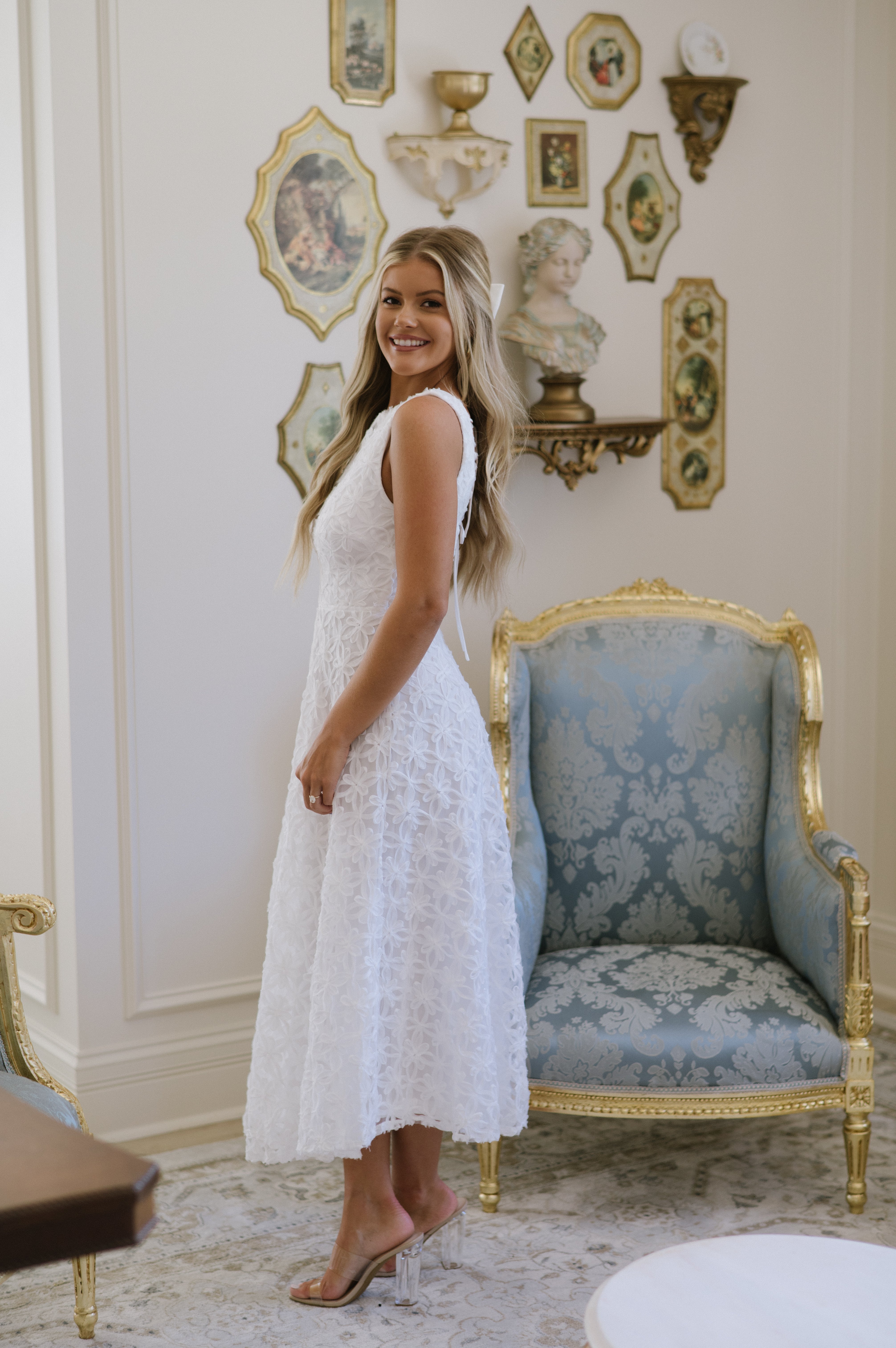Sleeveless Applique Midi Dress-White