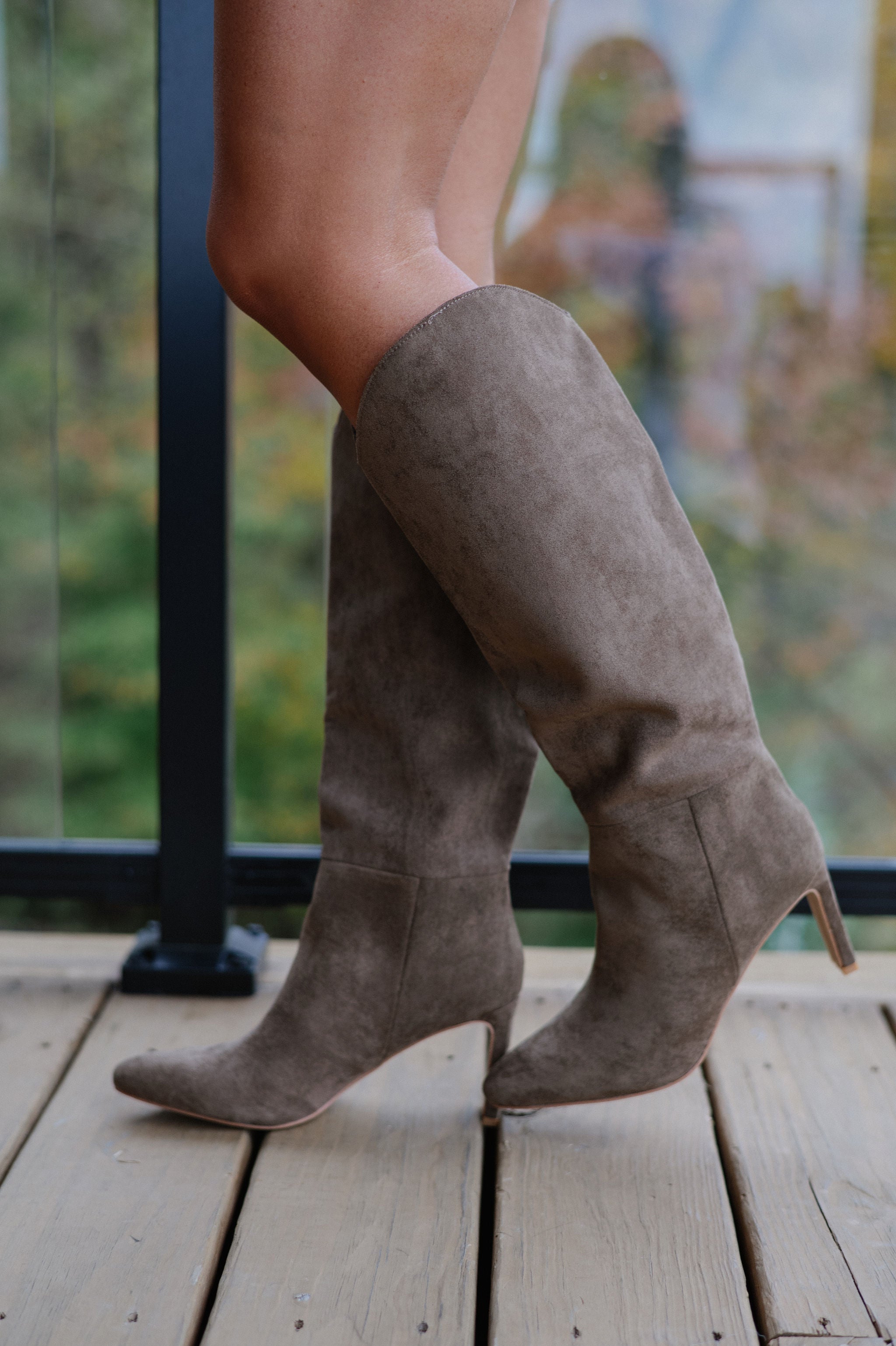 Brielle Boot-Taupe