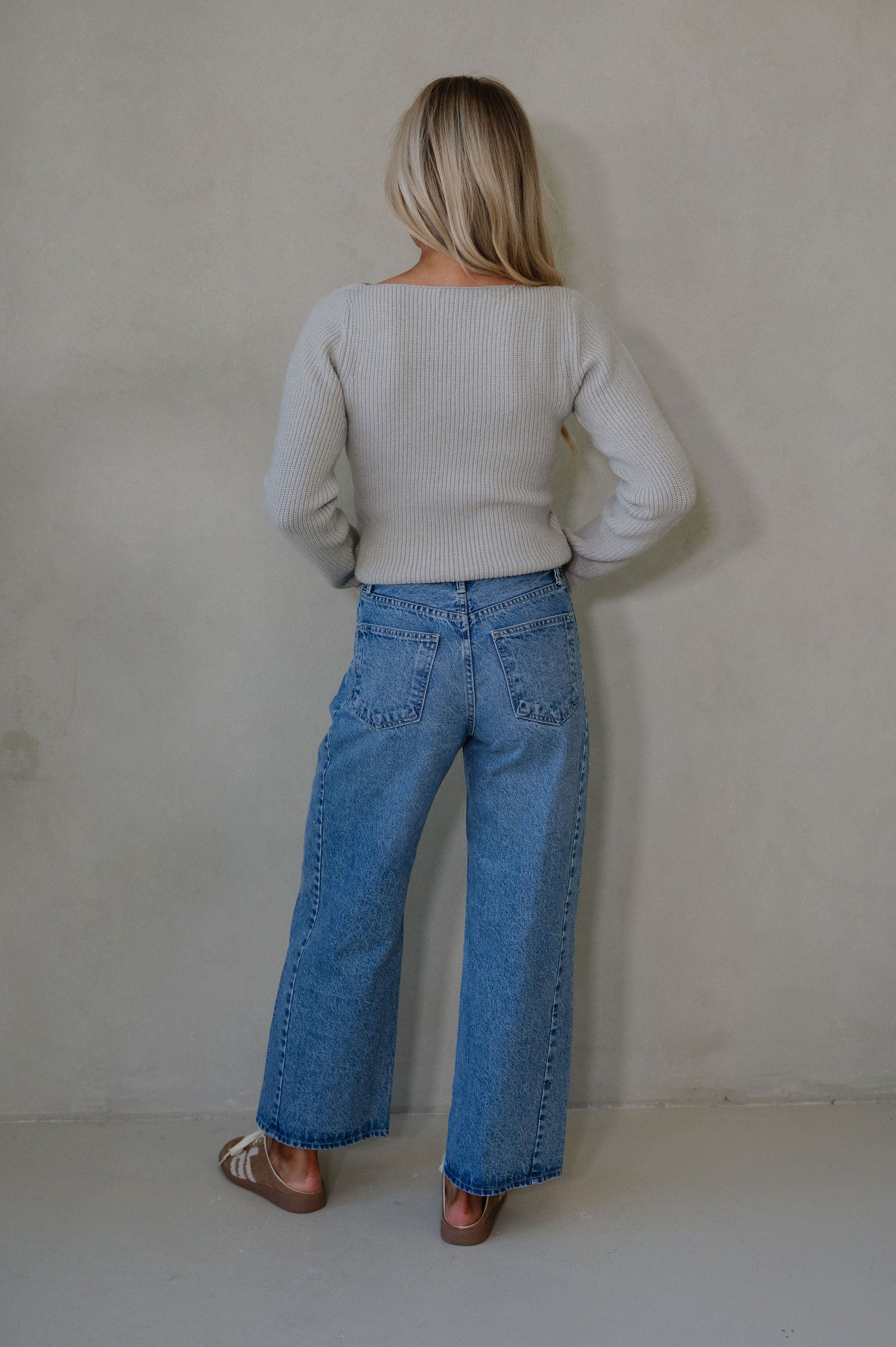 Karly Cropped Sweater-Light Grey