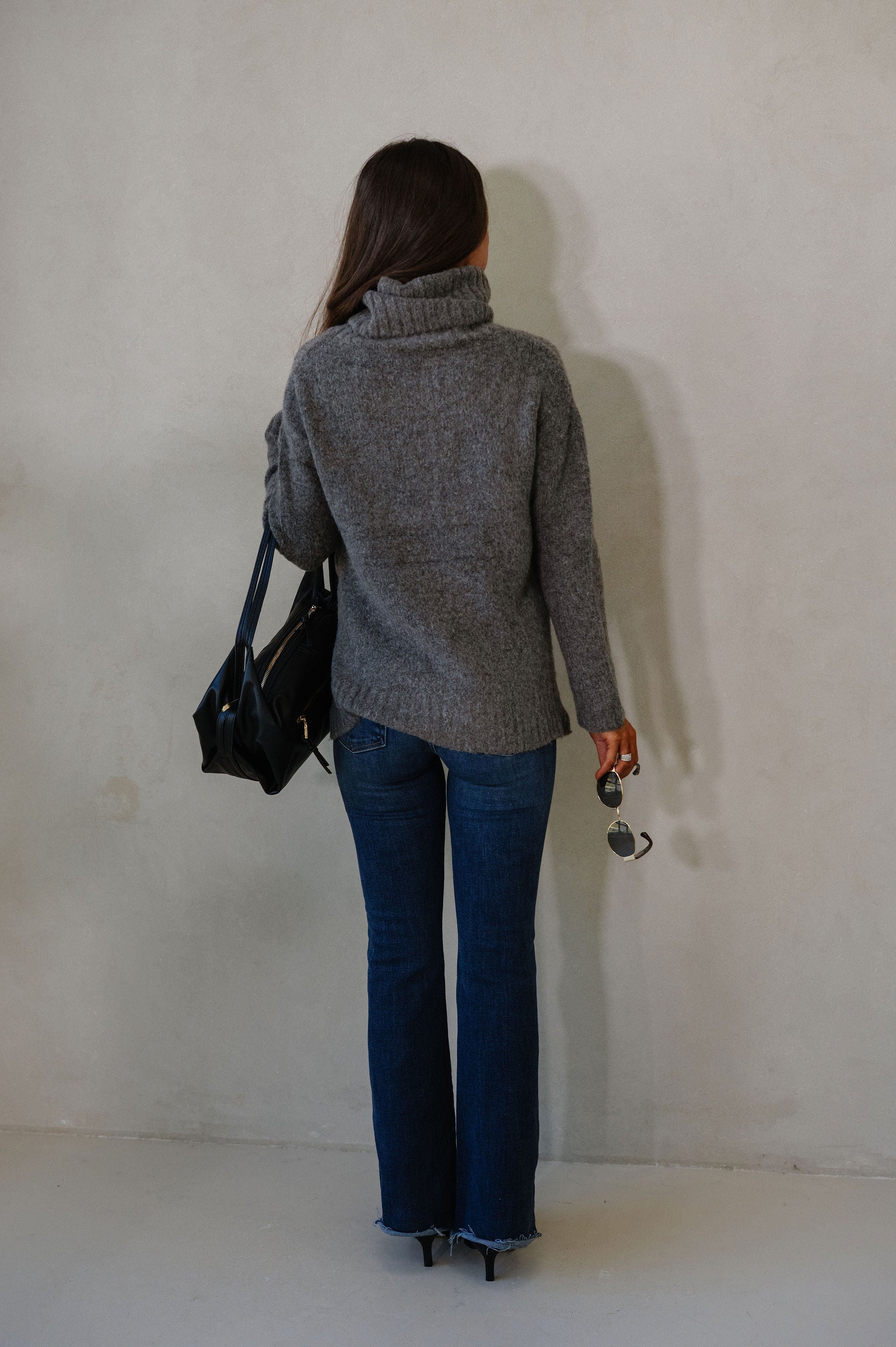 Cozy Classic Turtleneck Sweater-Dark Grey