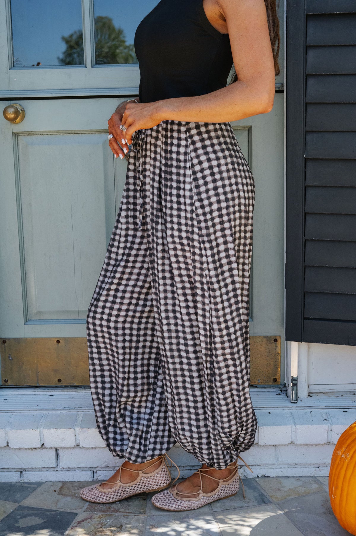 Geo Dot Print Pants-Black