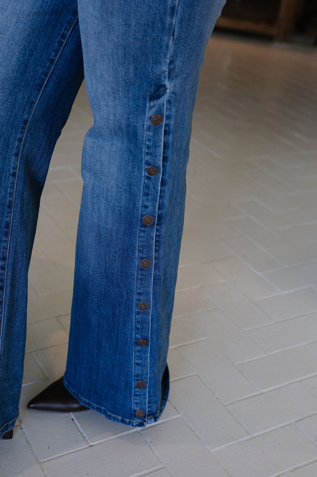 Abby Snap Button Wide Leg Jeans