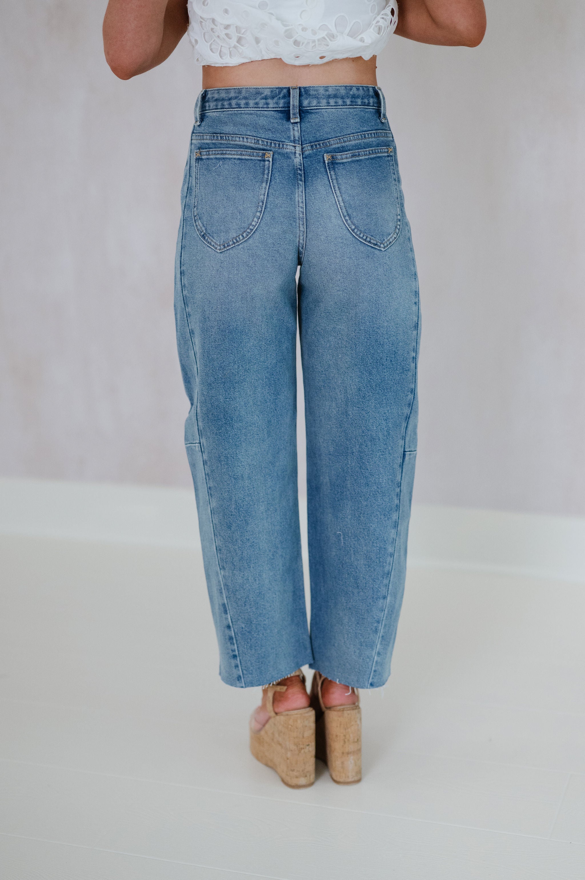 Kristin Barrel Jeans-Medium