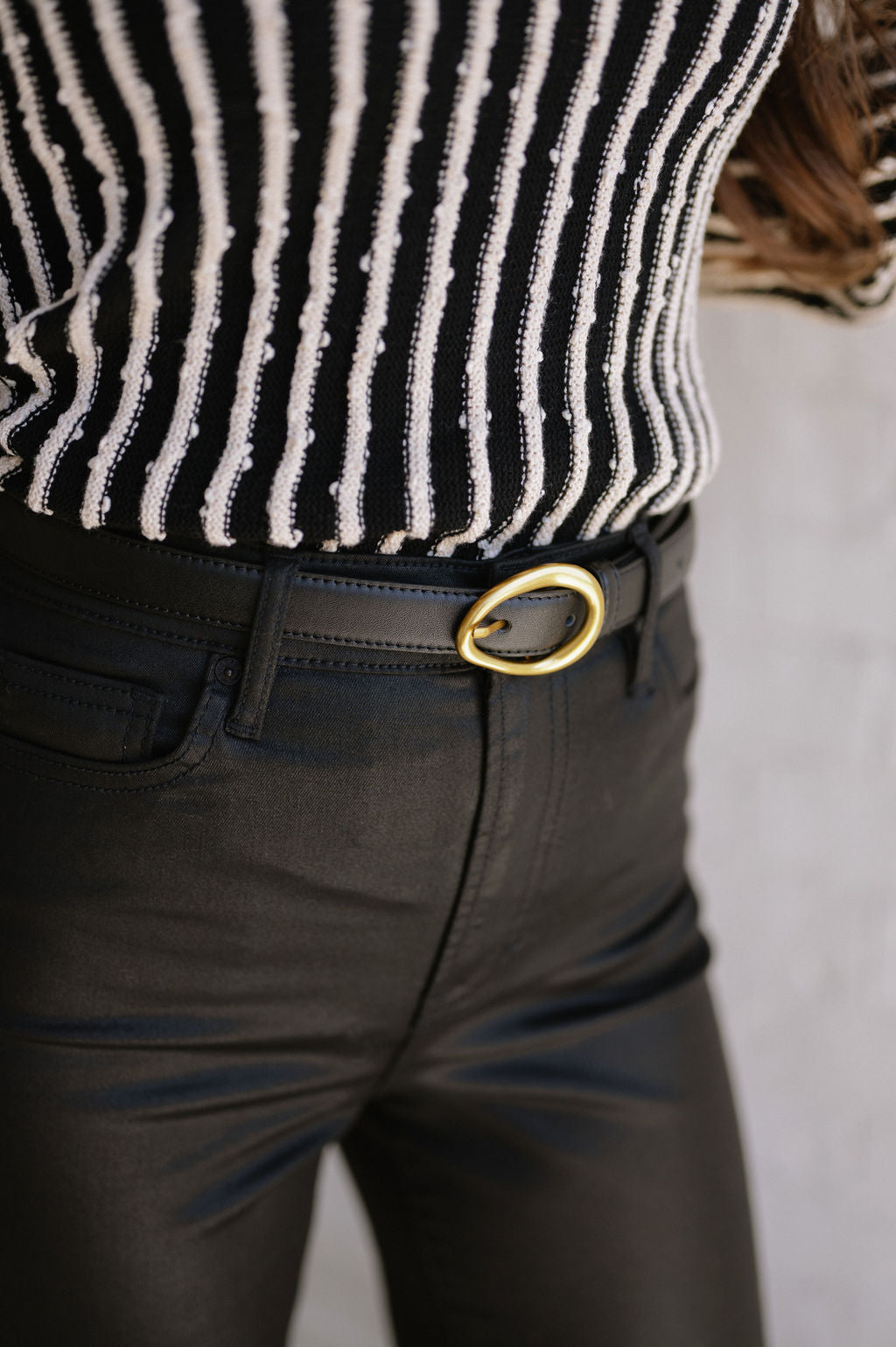 Basic Circular Buckle Belt