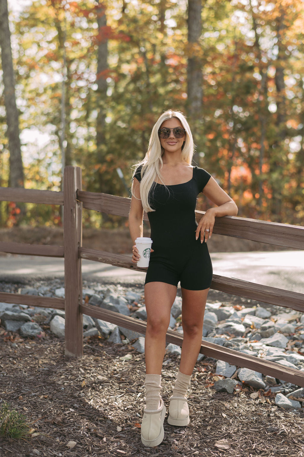 Ribbed Cap Sleeve Romper-Black