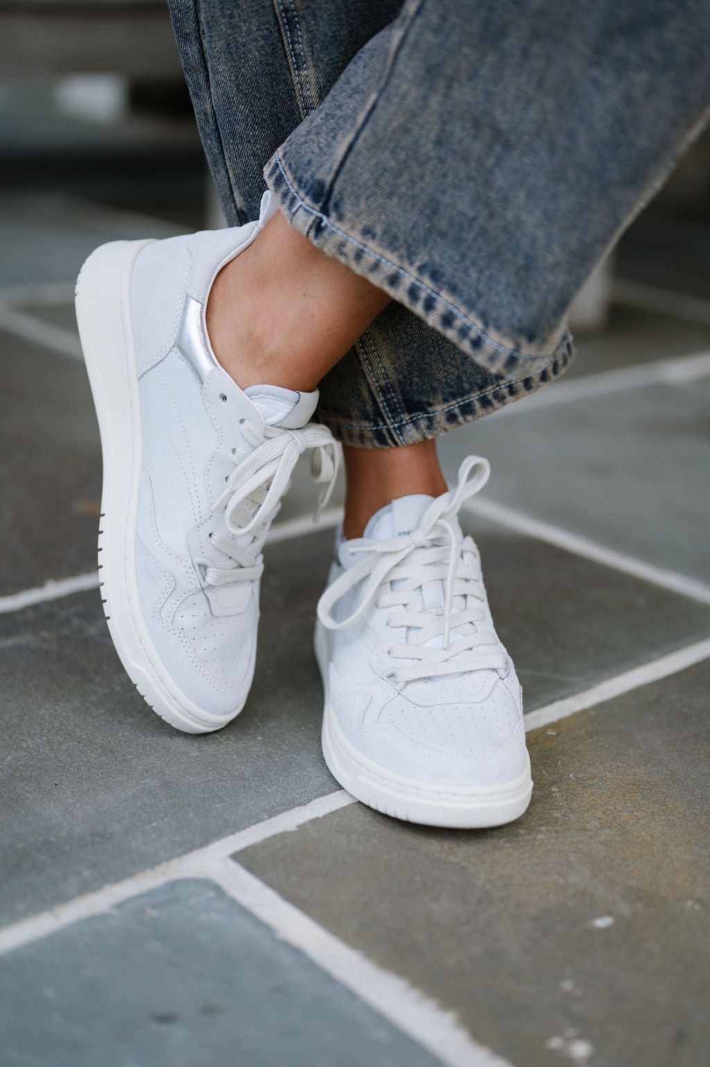 Everlie Sneaker-White Multi