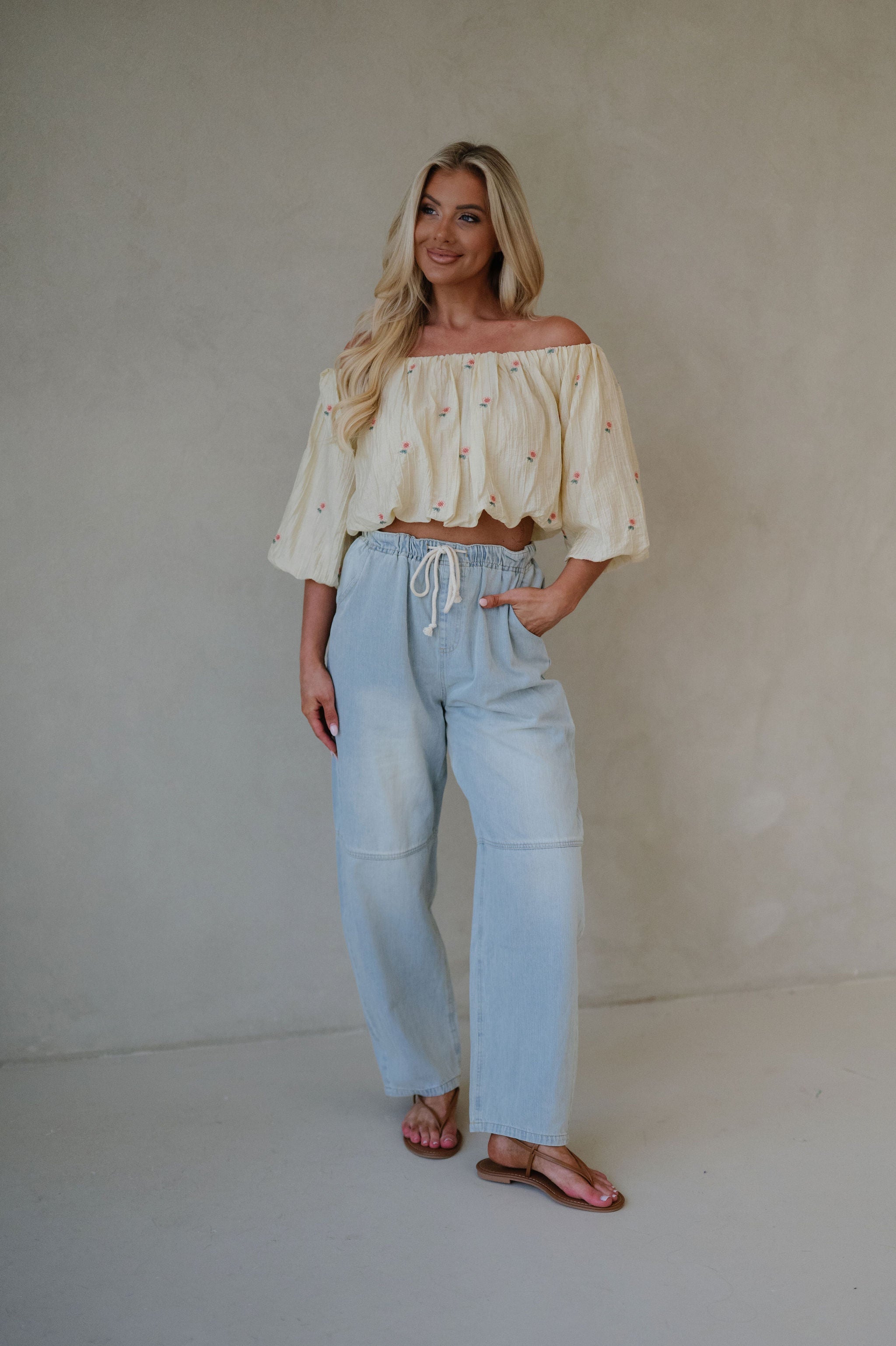 Lightweight Drawstring Jeans-Light Wash