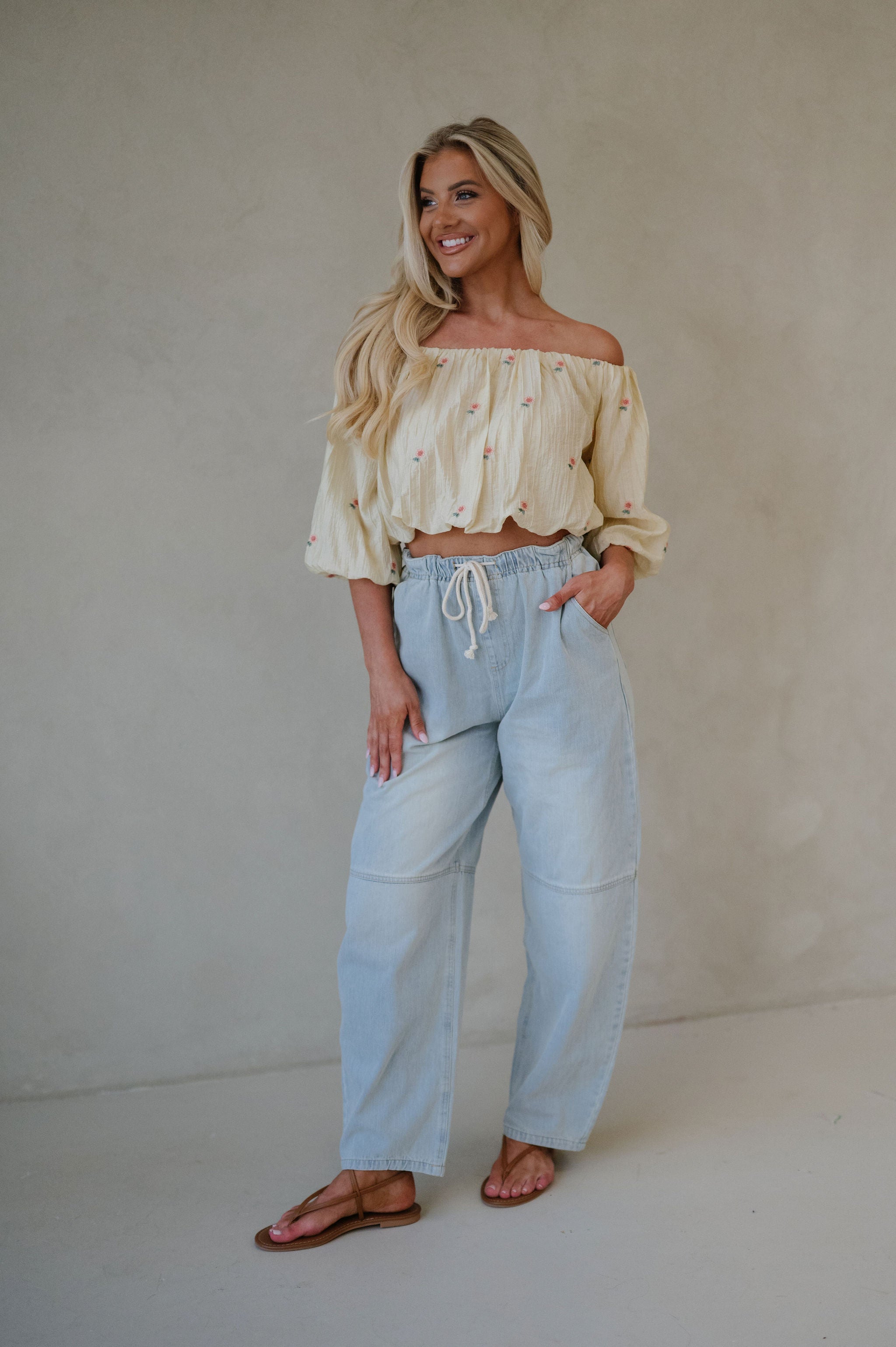Lightweight Drawstring Jeans-Light Wash