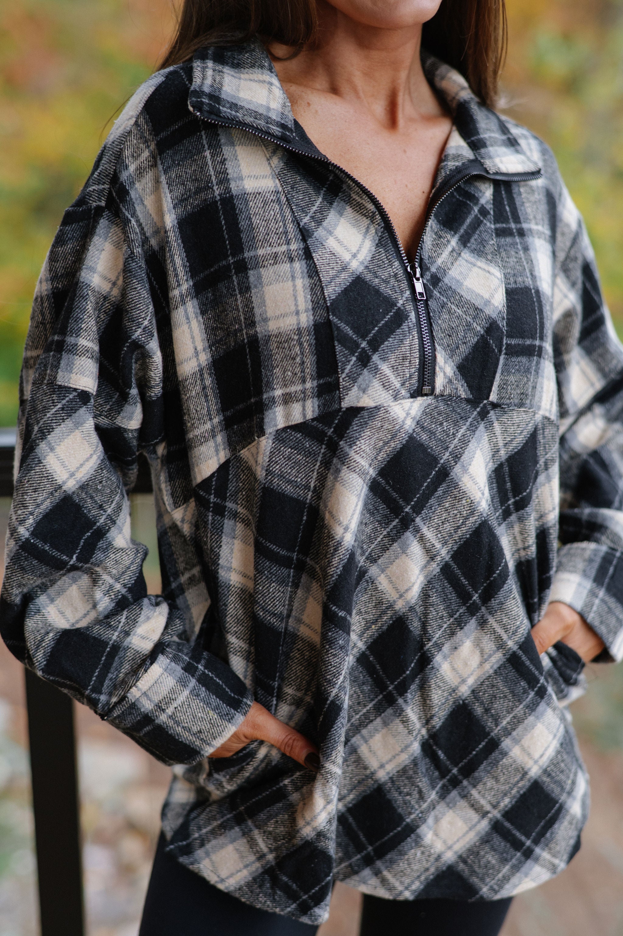 Mya Plaid Pullover-Black