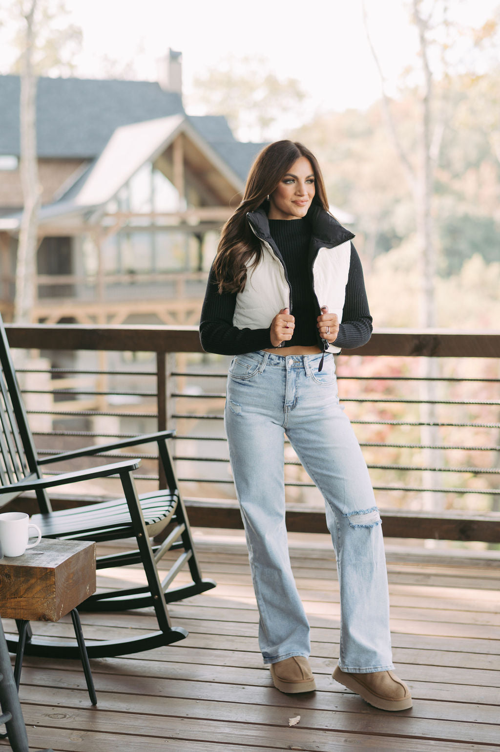 Reversible Cropped Puffer Vest-Cream/Black