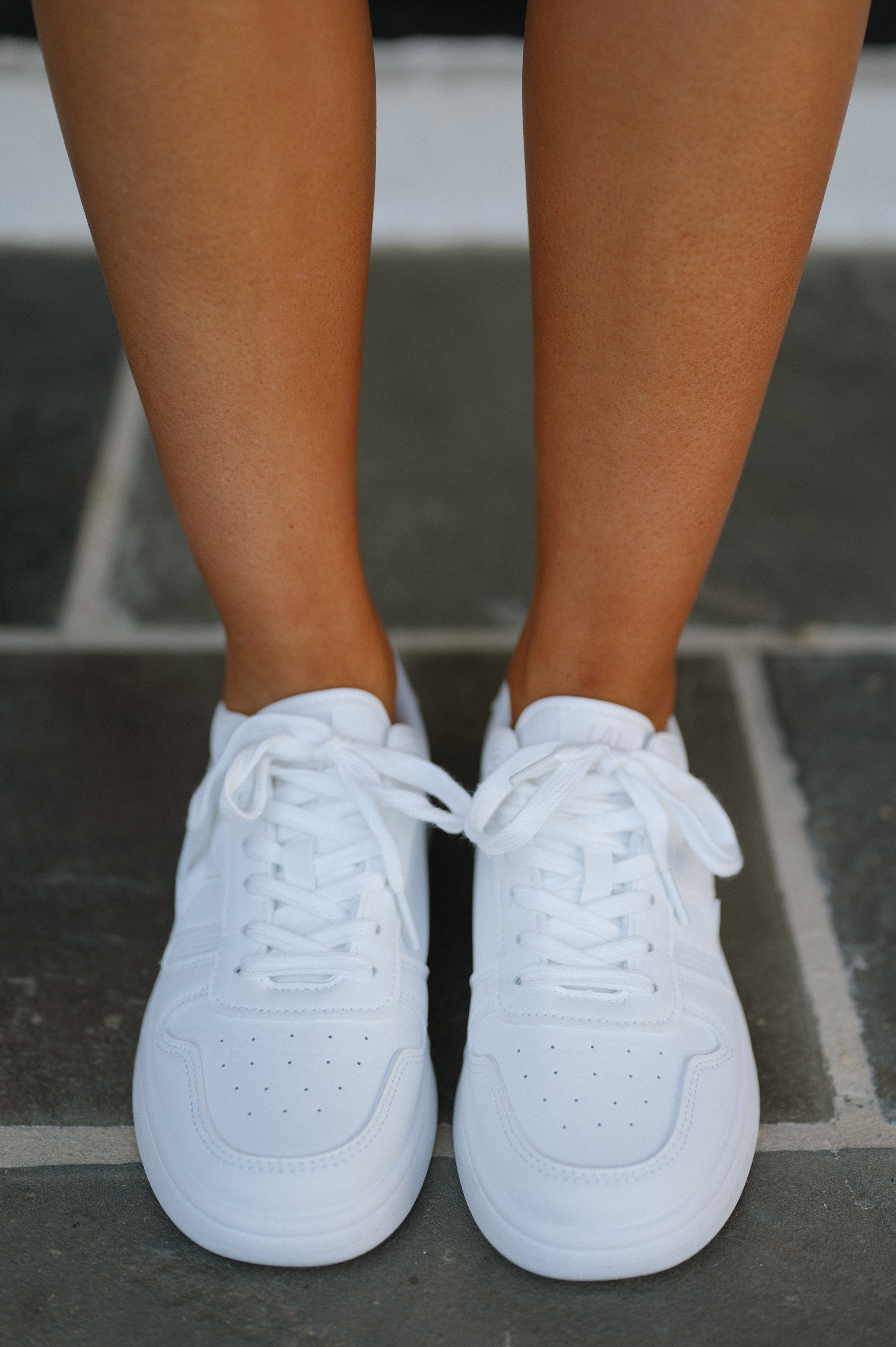 Fresh Low Top Sneaker-White