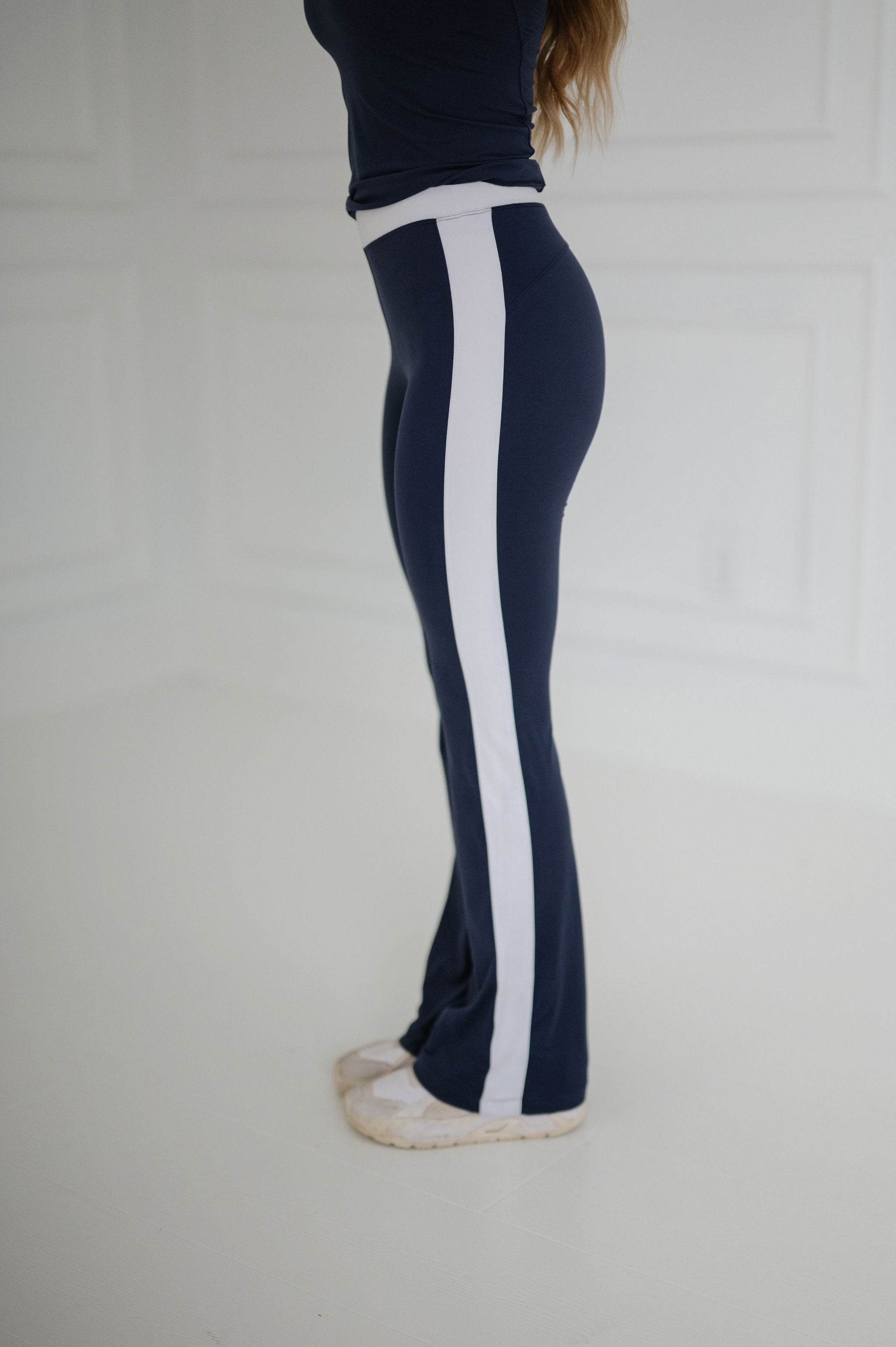Buttersoft Flare Pants Set-Navy/White
