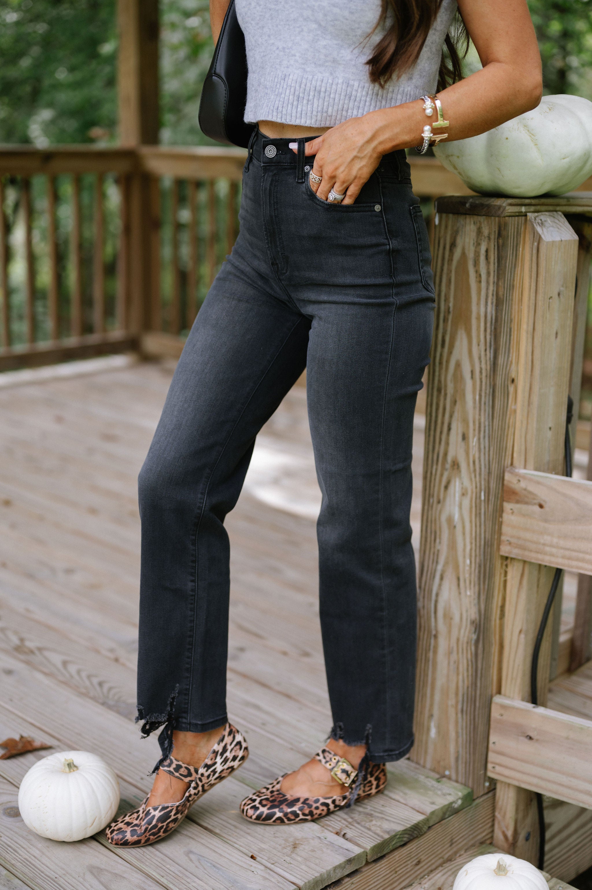 Mason Relaxed Straight Leg Jeans-Black