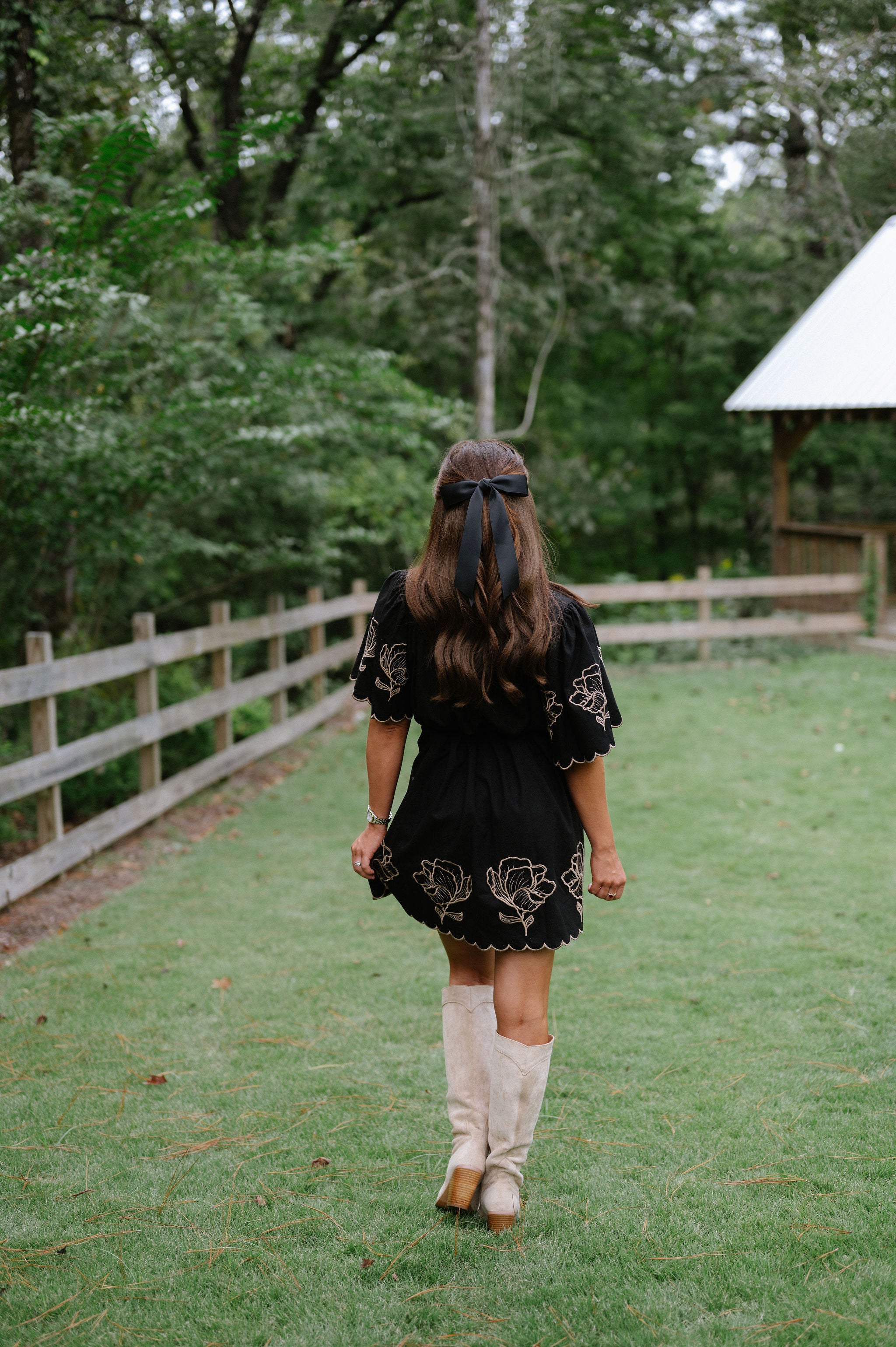 Linen Floral Shift Dress-Black