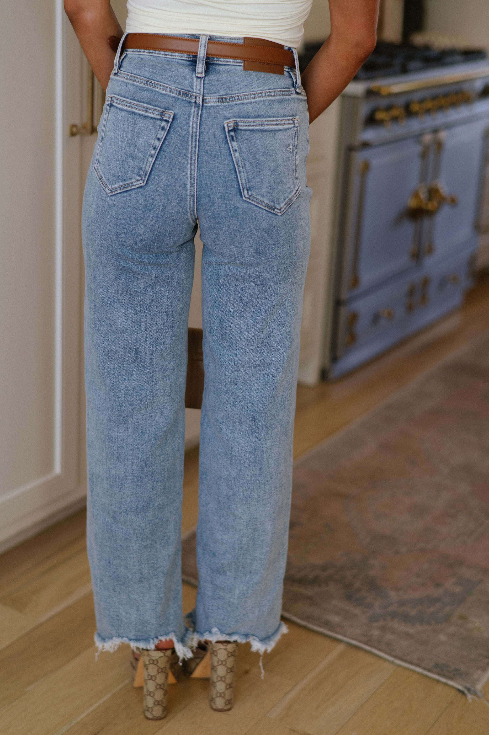 Logan Dad Jeans- Medium Wash