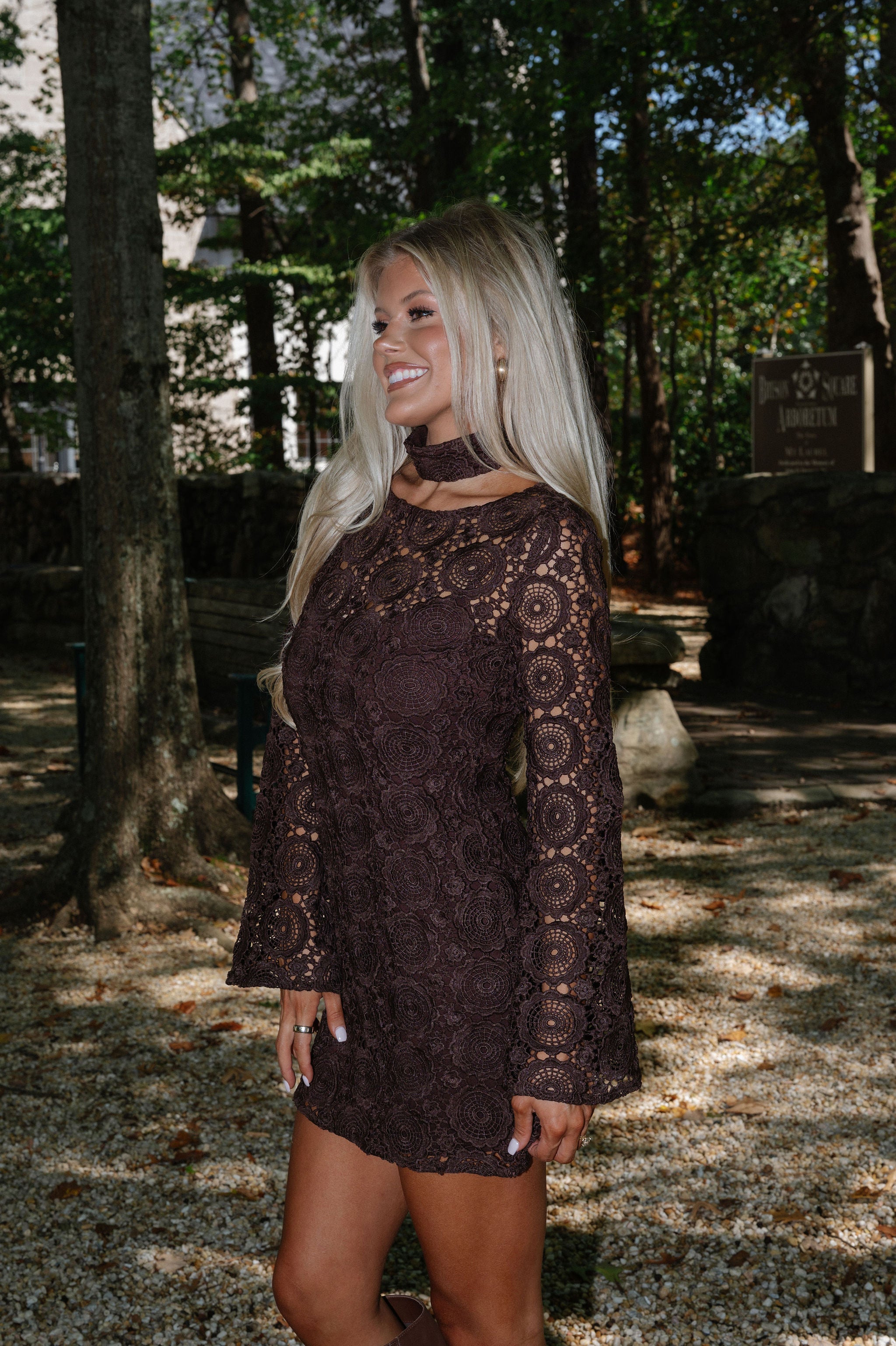 PREORDER/Crochet Bell Sleeve Dress-Brown//PREORDER 11/20