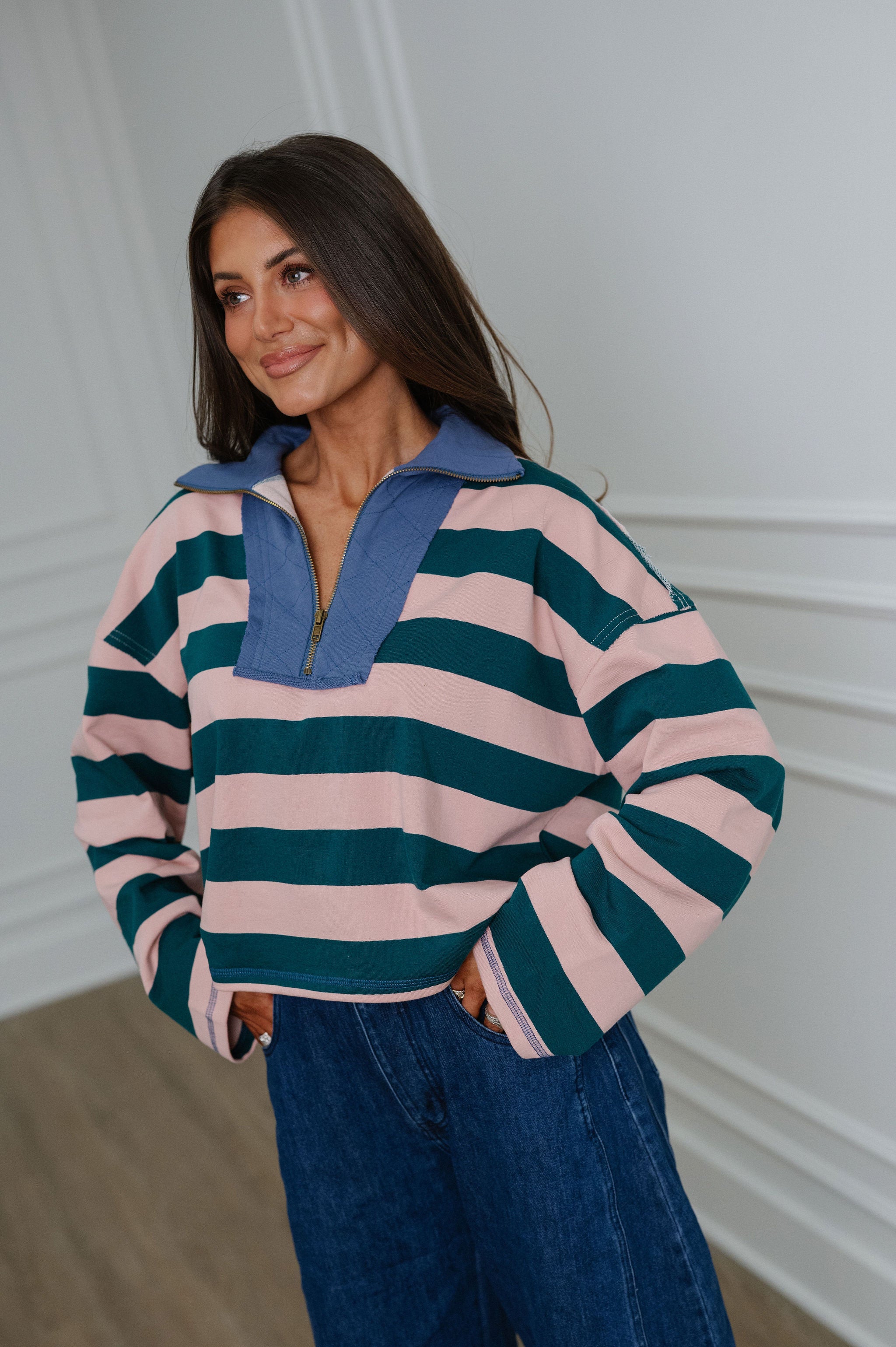 Linlee Contrast Collar Sweatshirt-Pink/Green