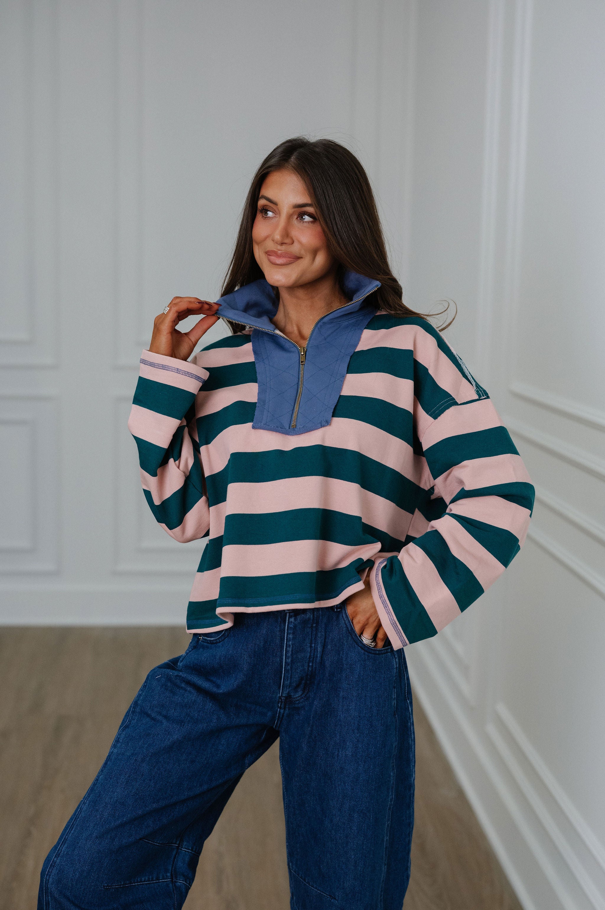 Linlee Contrast Collar Sweatshirt-Pink/Green