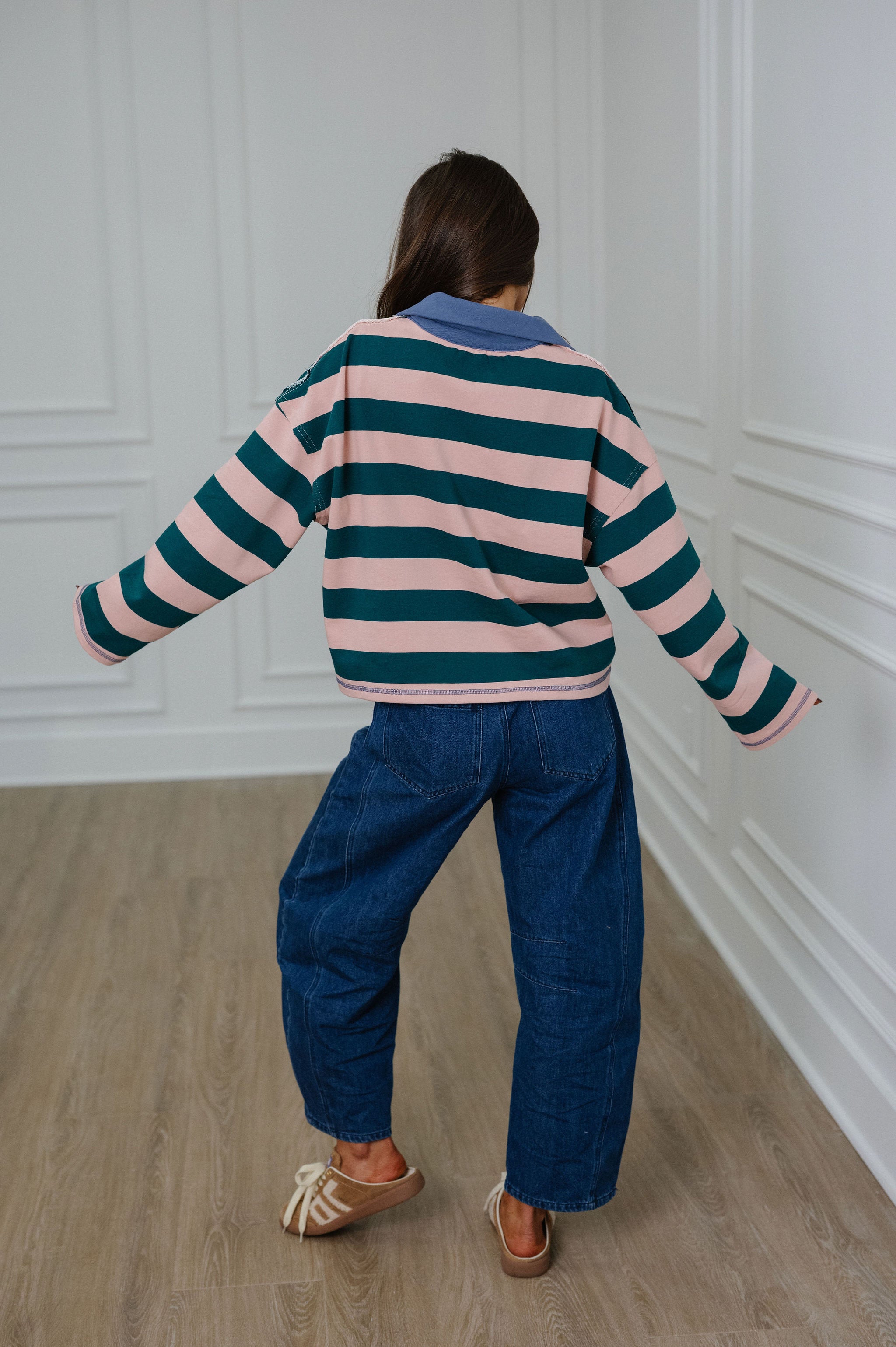 Linlee Contrast Collar Sweatshirt-Pink/Green