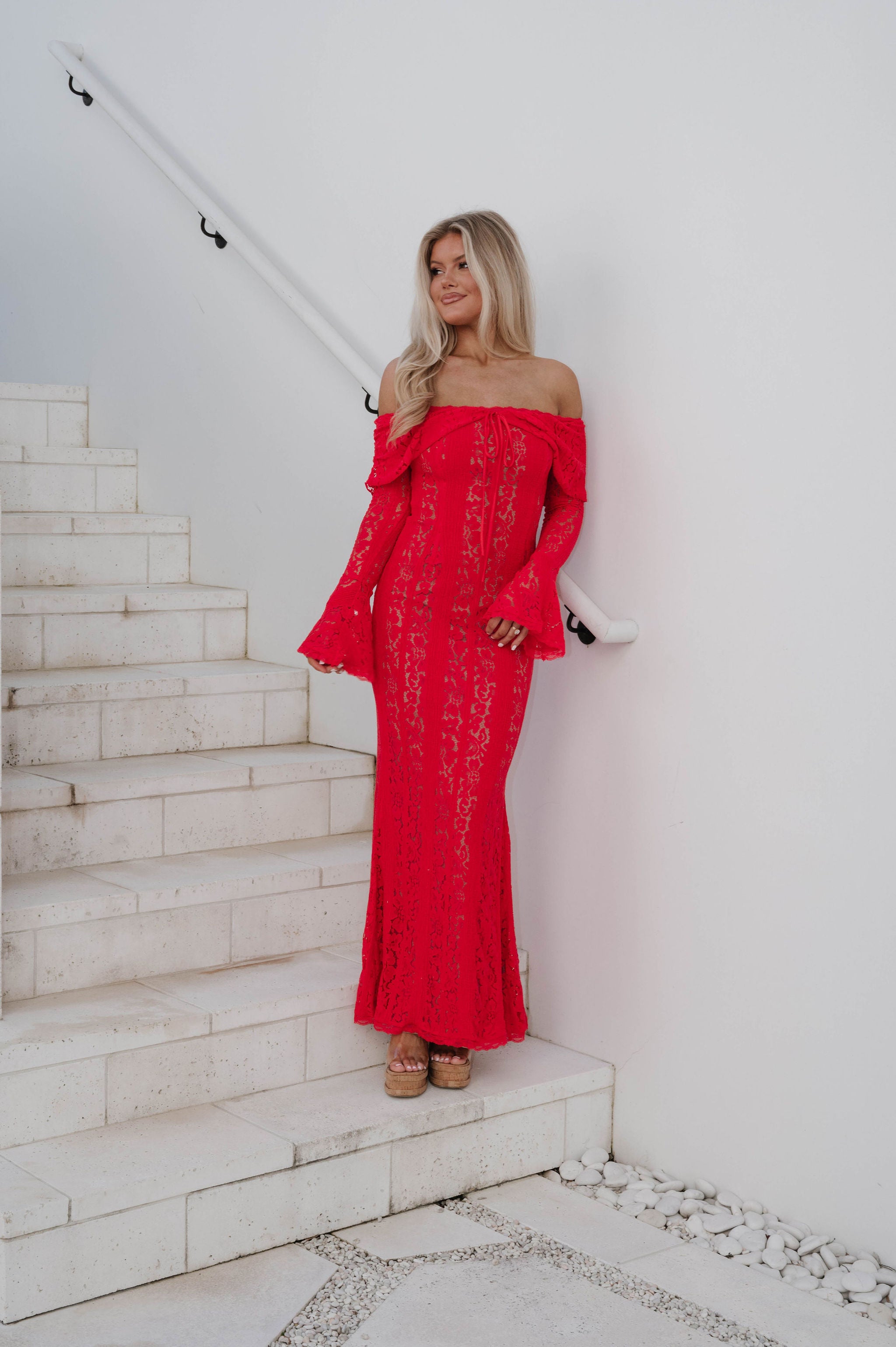 fitted lace wedding dress Ombreprom New Homecoming Dress Sparkly Red Off The Shoulder Appliques Sequins Short Prom Dress