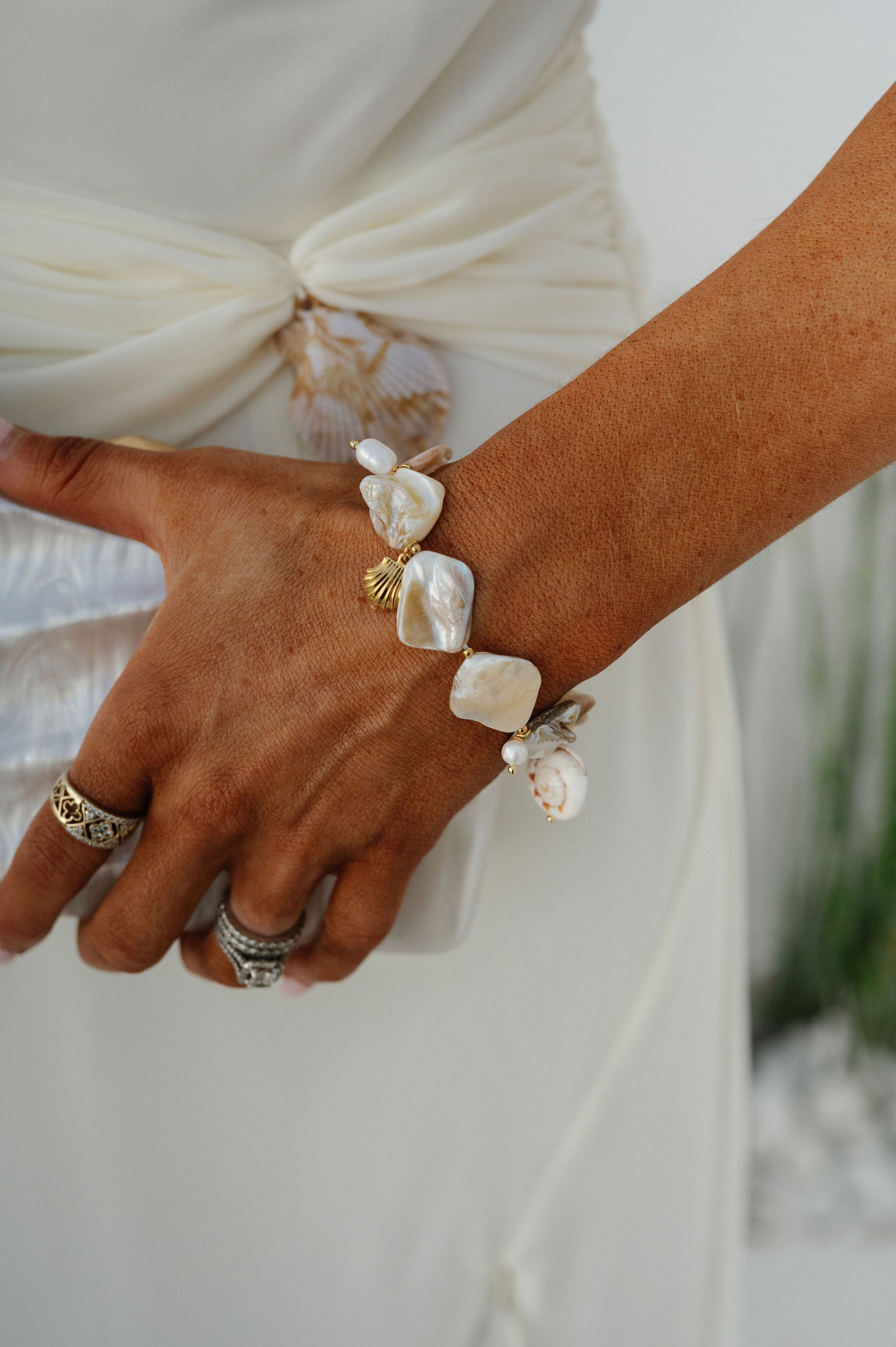 Cove Bracelet - Shell