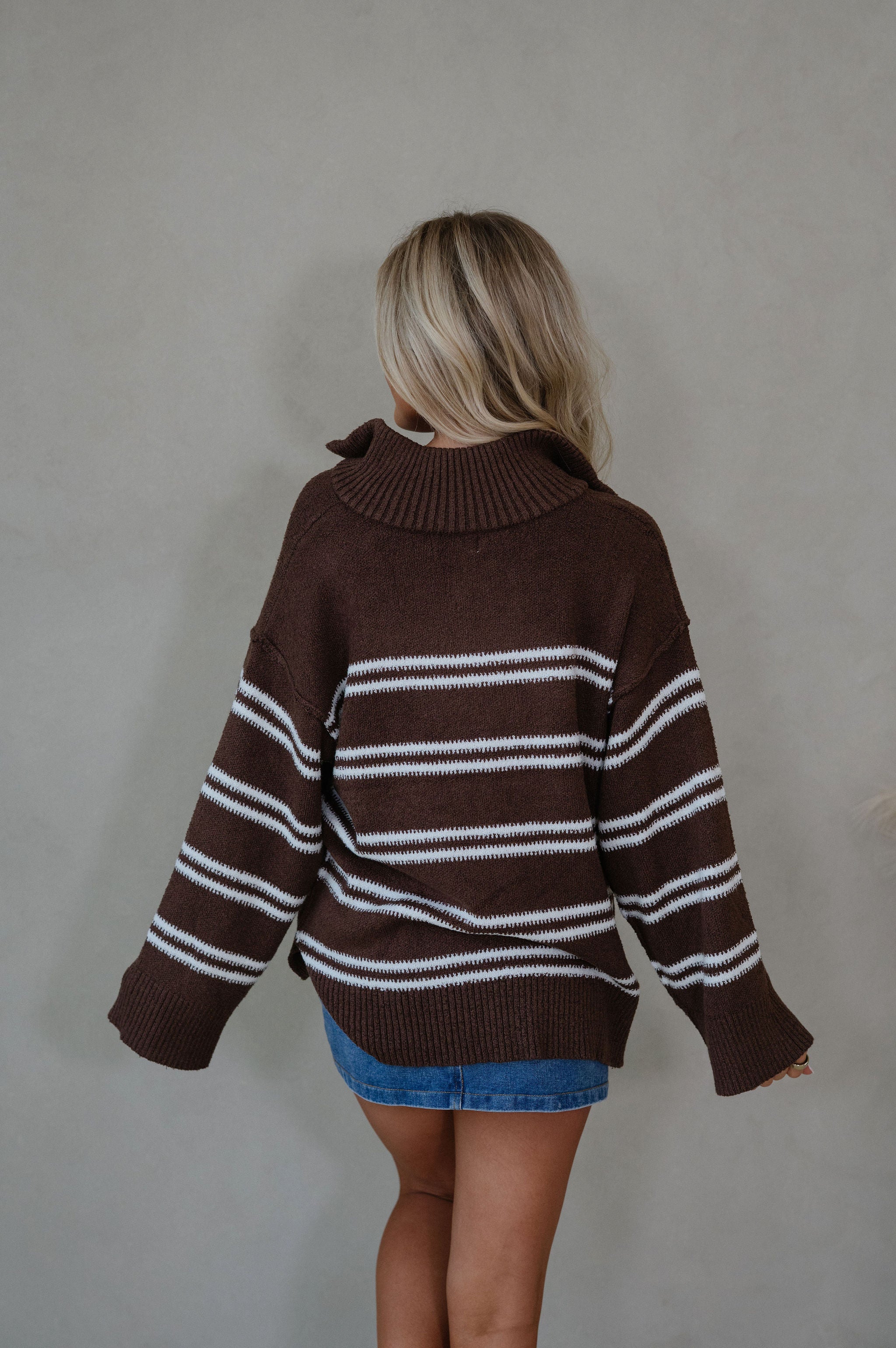 Ryder Textured Quarter Zip Sweater-Chocolate